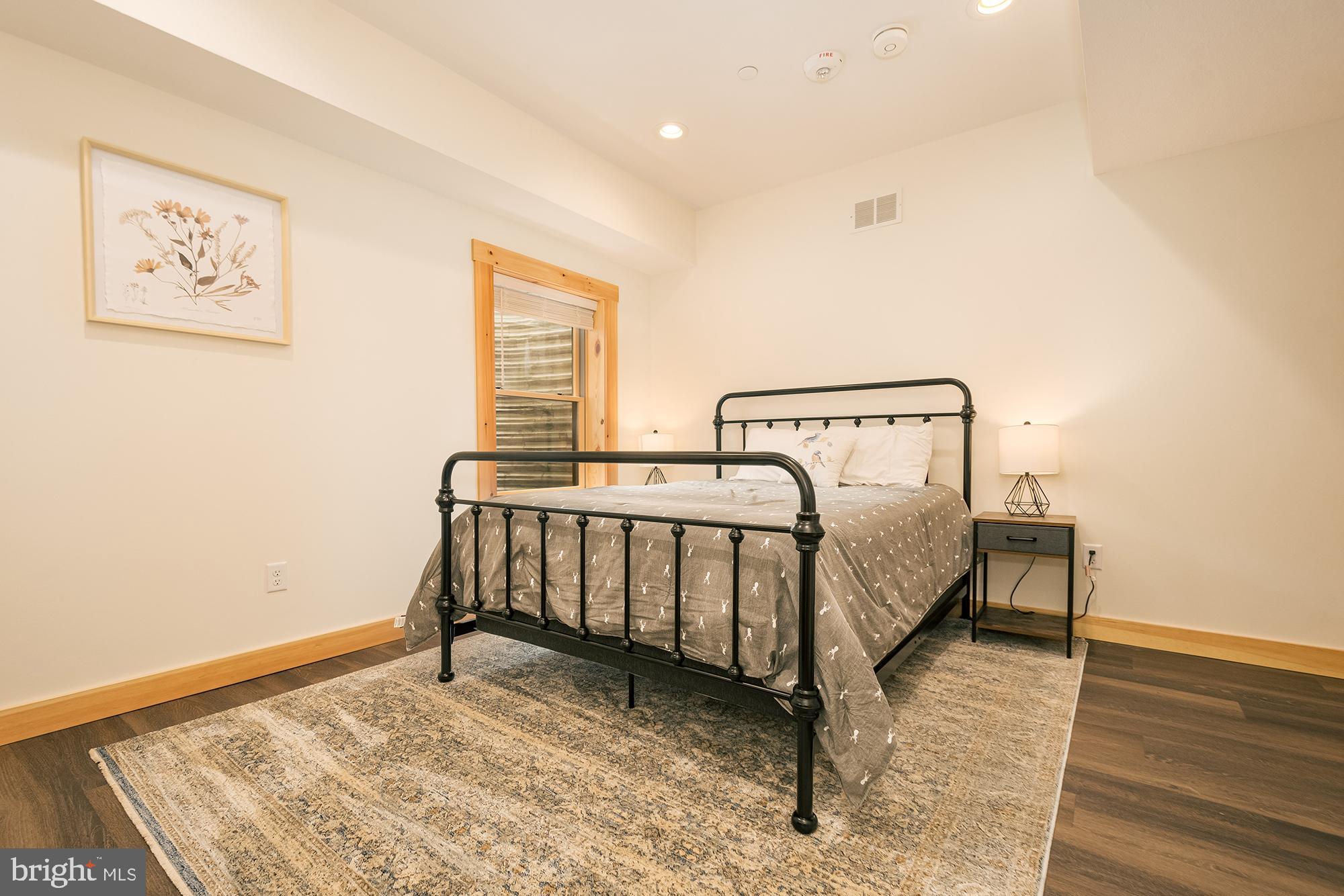 NORTH CAMP - Residential