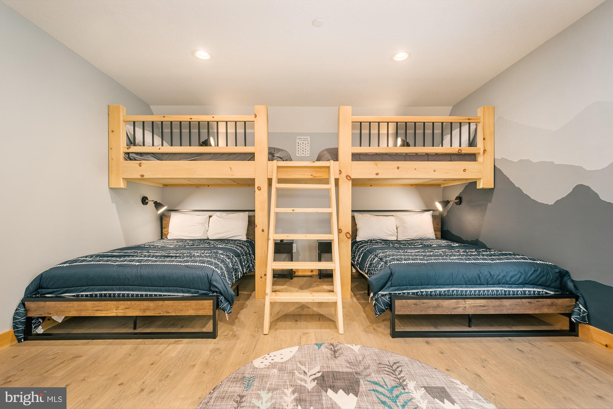 NORTH CAMP - Residential