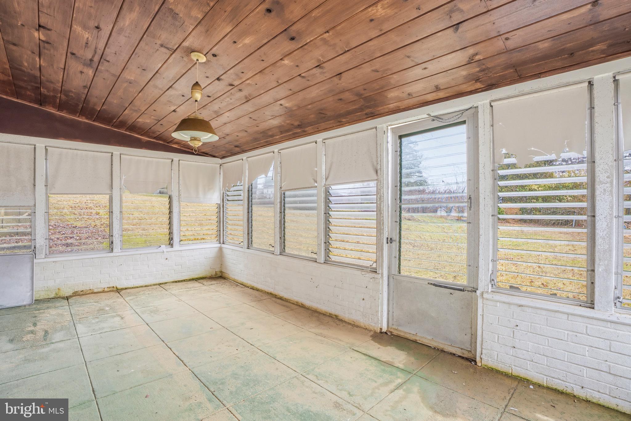 FOUNTAIN HILL - Residential