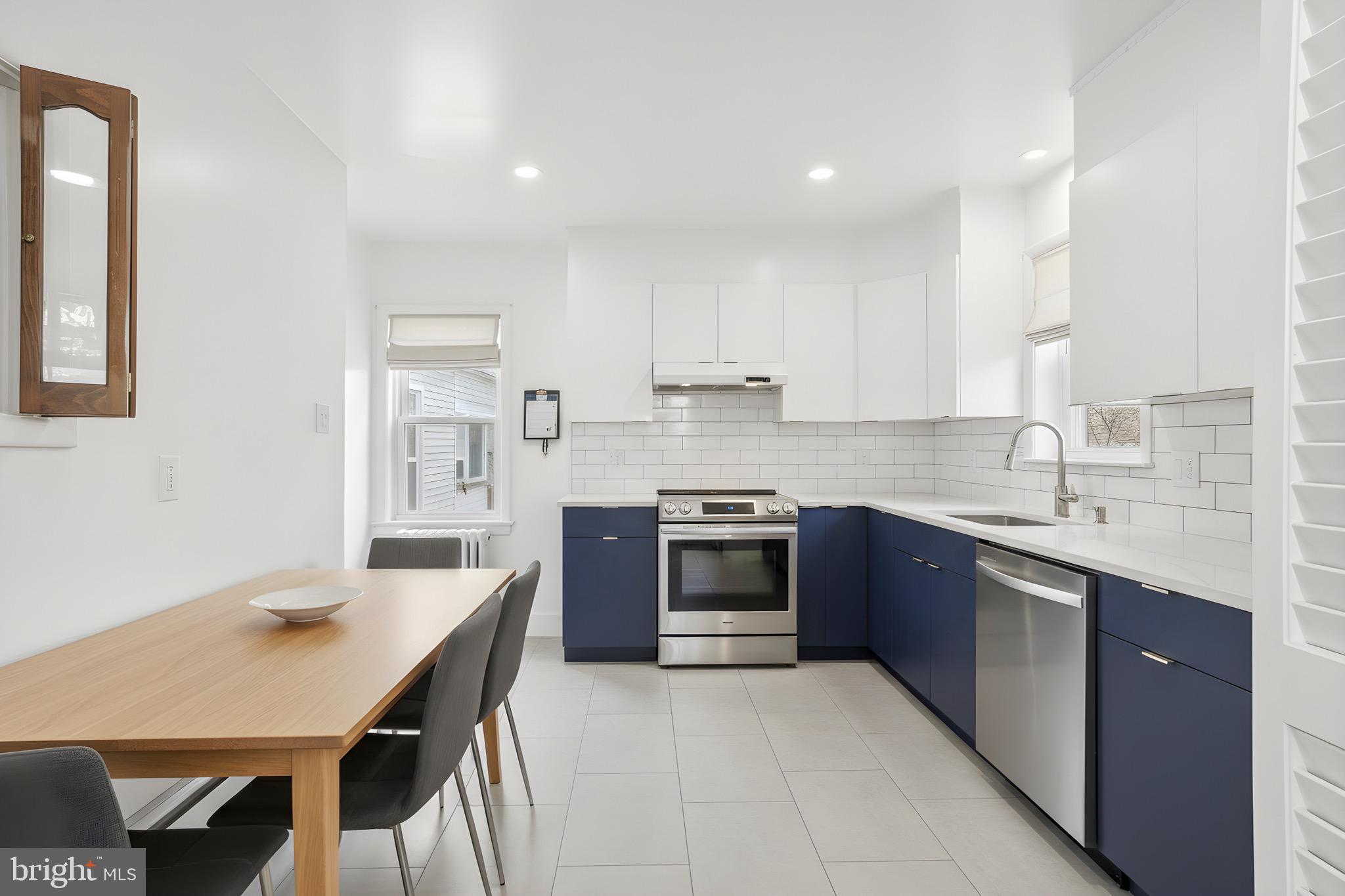 FOUNTAIN HILL - Residential