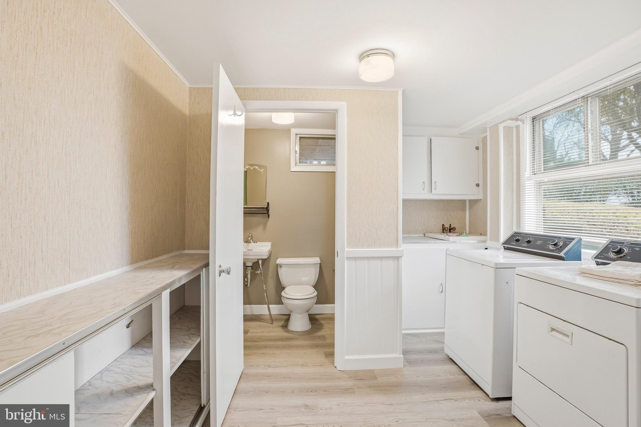 FOUNTAIN HILL - Residential