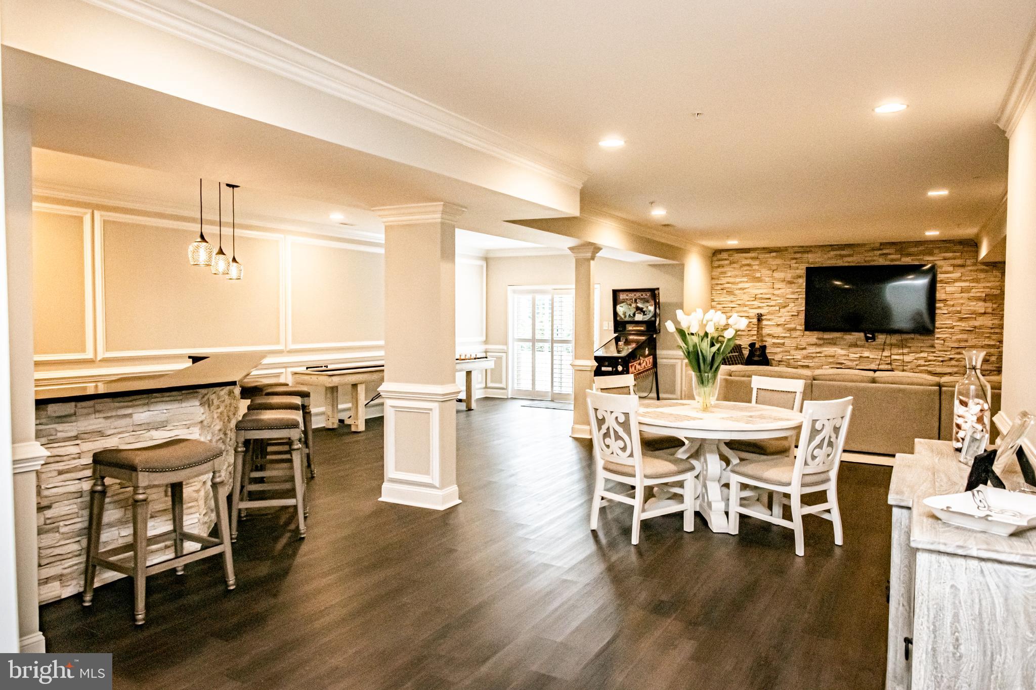 WEATHERSTONE - Residential