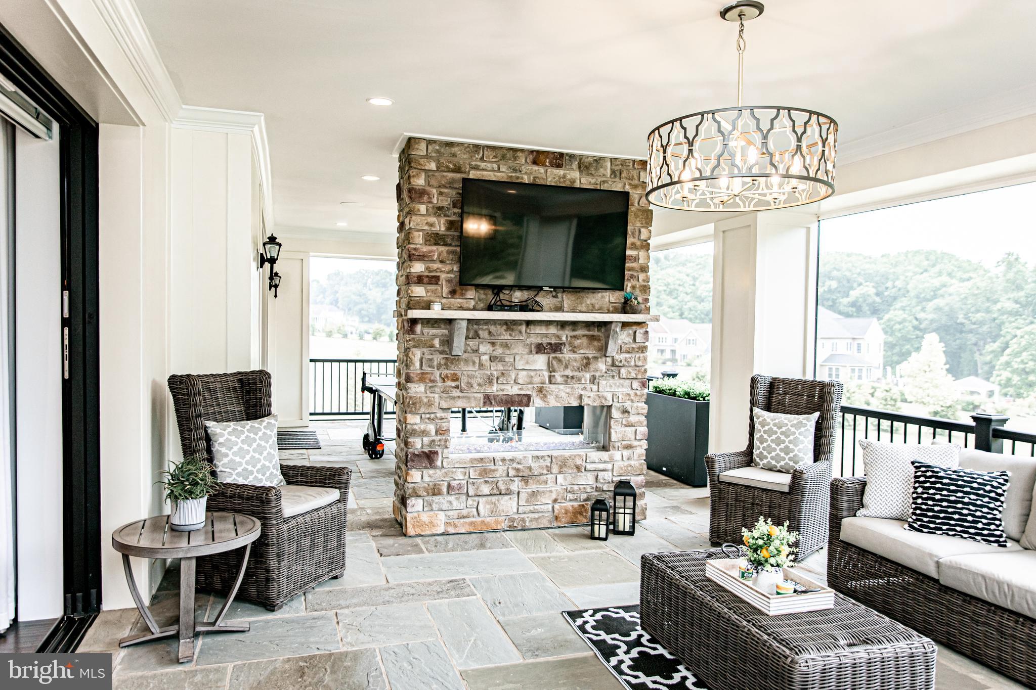 WEATHERSTONE - Residential