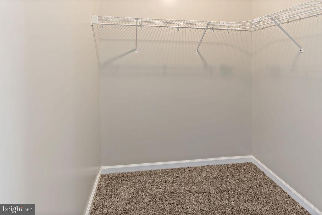 TOWNES OF BUNKER HILL - Residential Lease