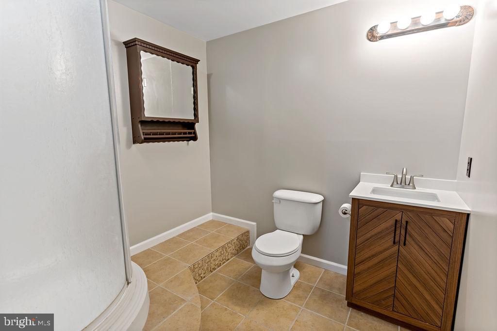 TOWNES OF BUNKER HILL - Residential Lease