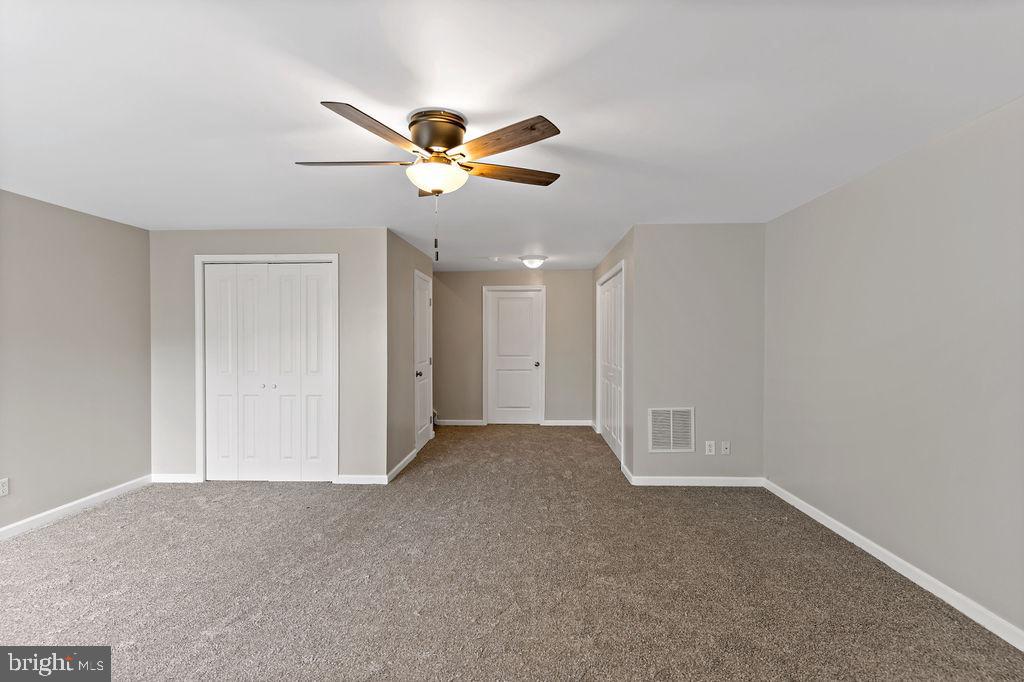 TOWNES OF BUNKER HILL - Residential Lease