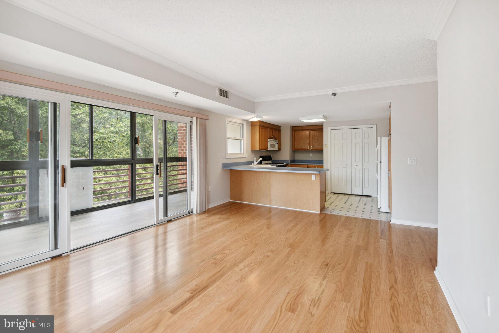 MCKINSEY PARK - Residential