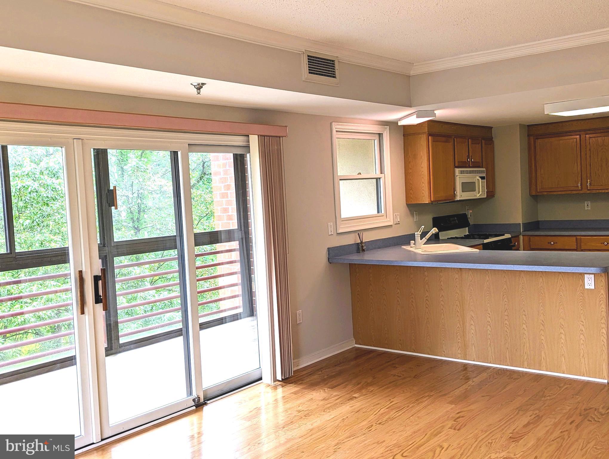 MCKINSEY PARK - Residential