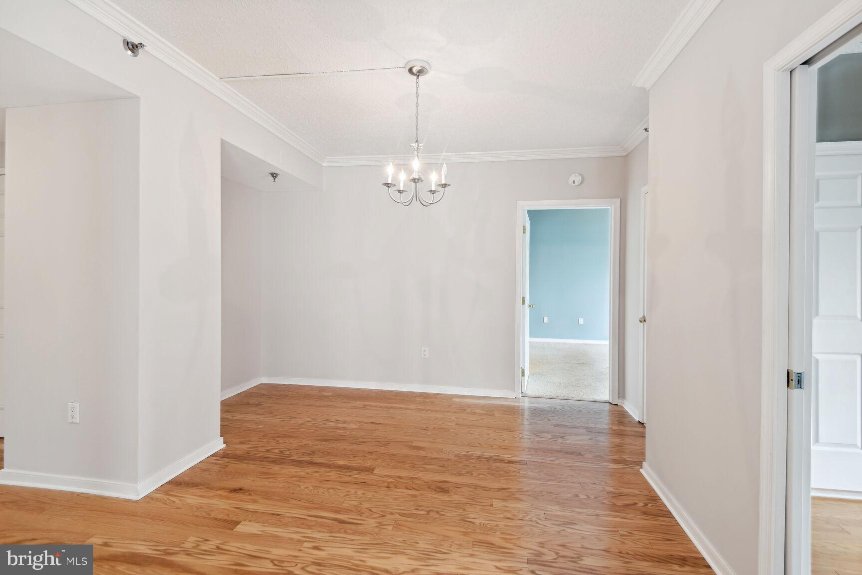 MCKINSEY PARK - Residential