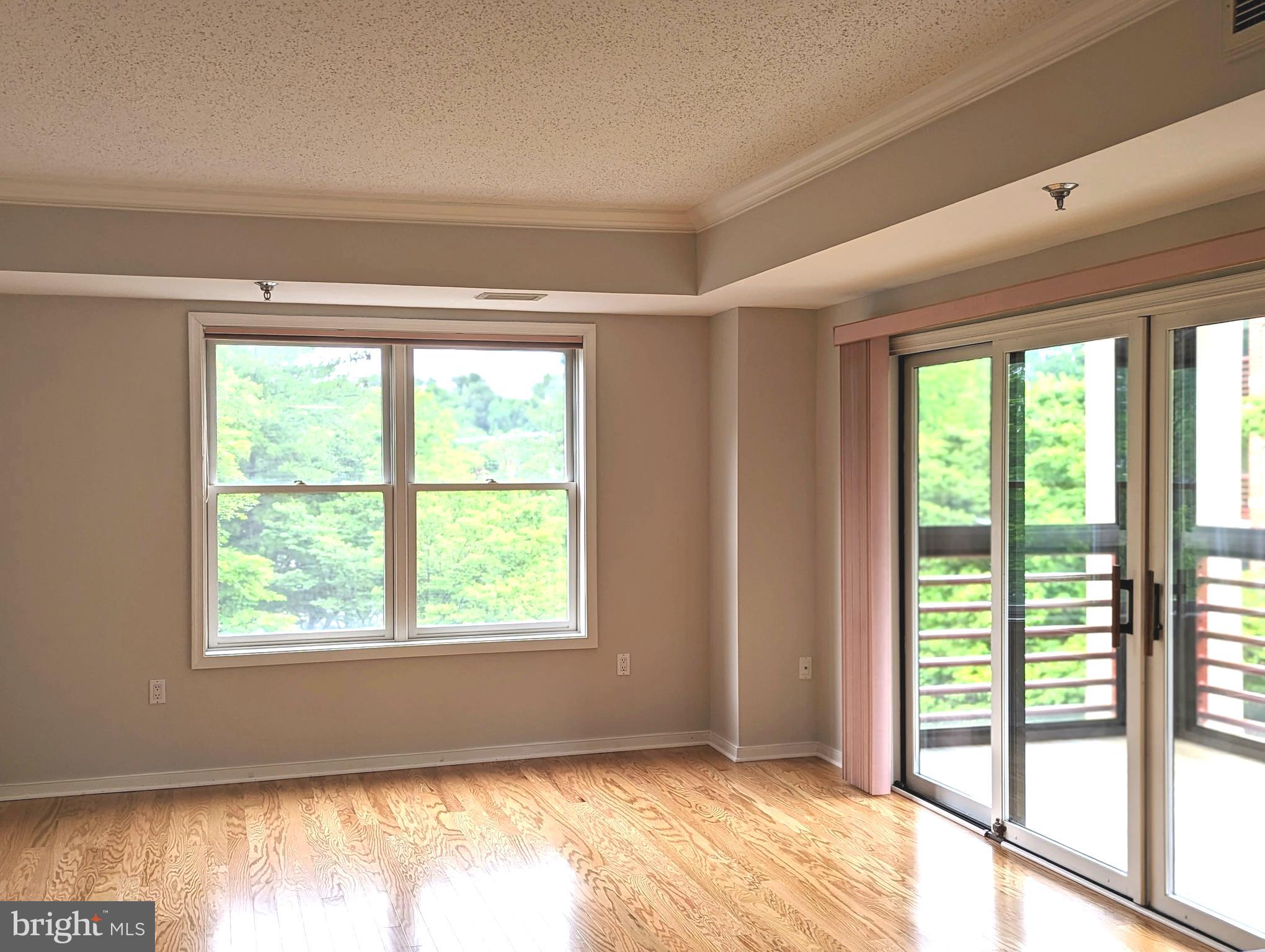 MCKINSEY PARK - Residential