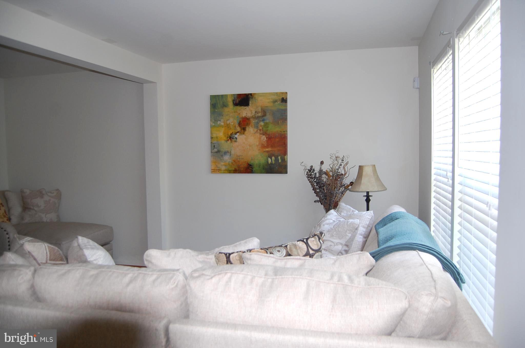 LAKELAND PLACE - Residential