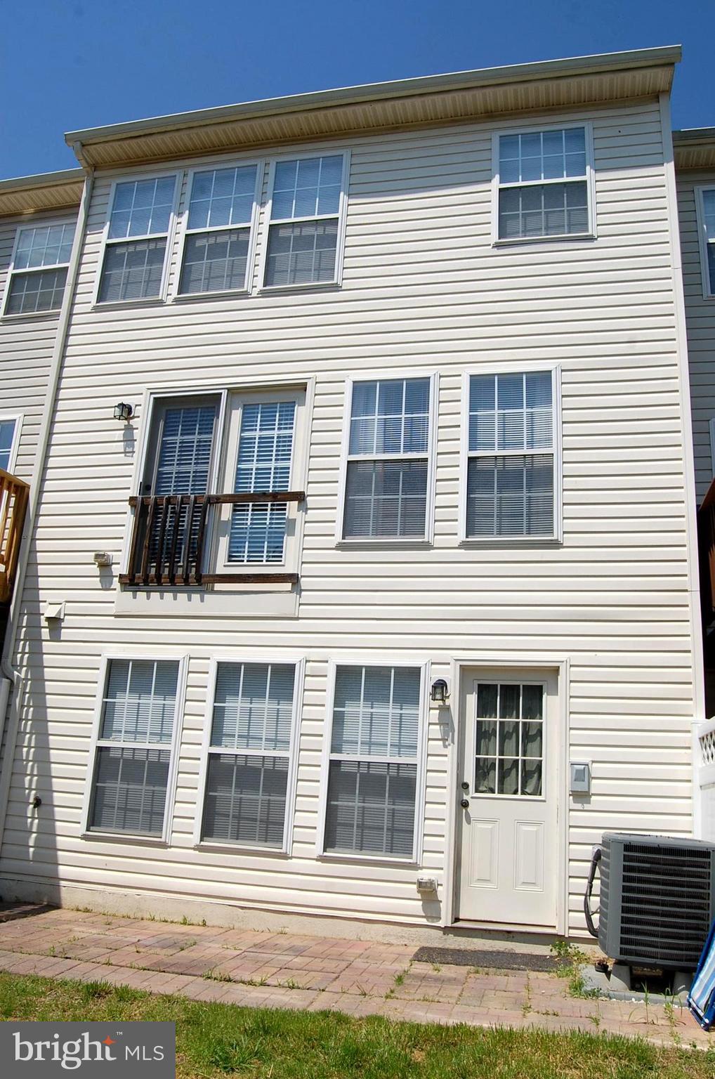 LAKELAND PLACE - Residential