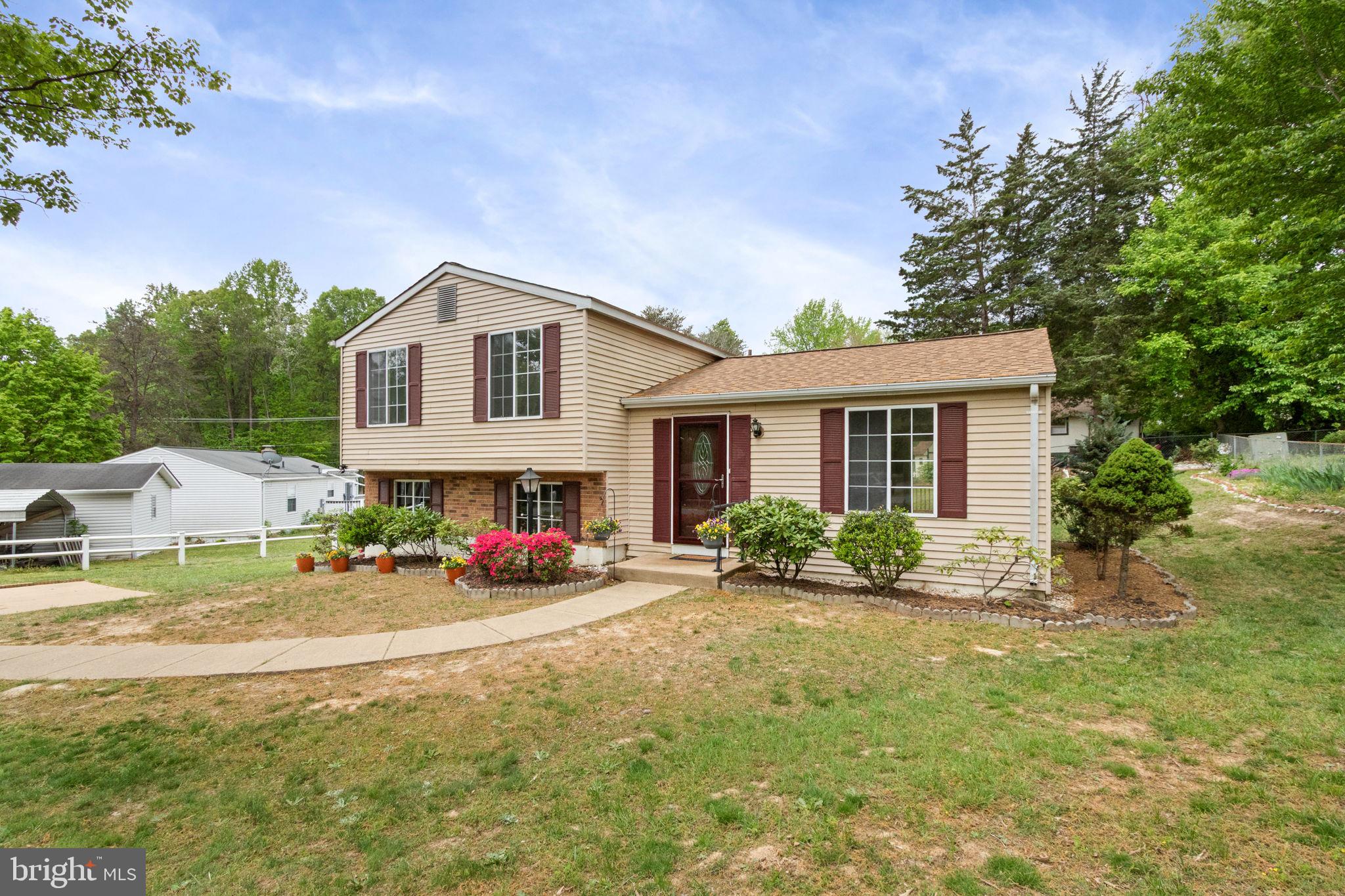 HICKORY RIDGE - Residential