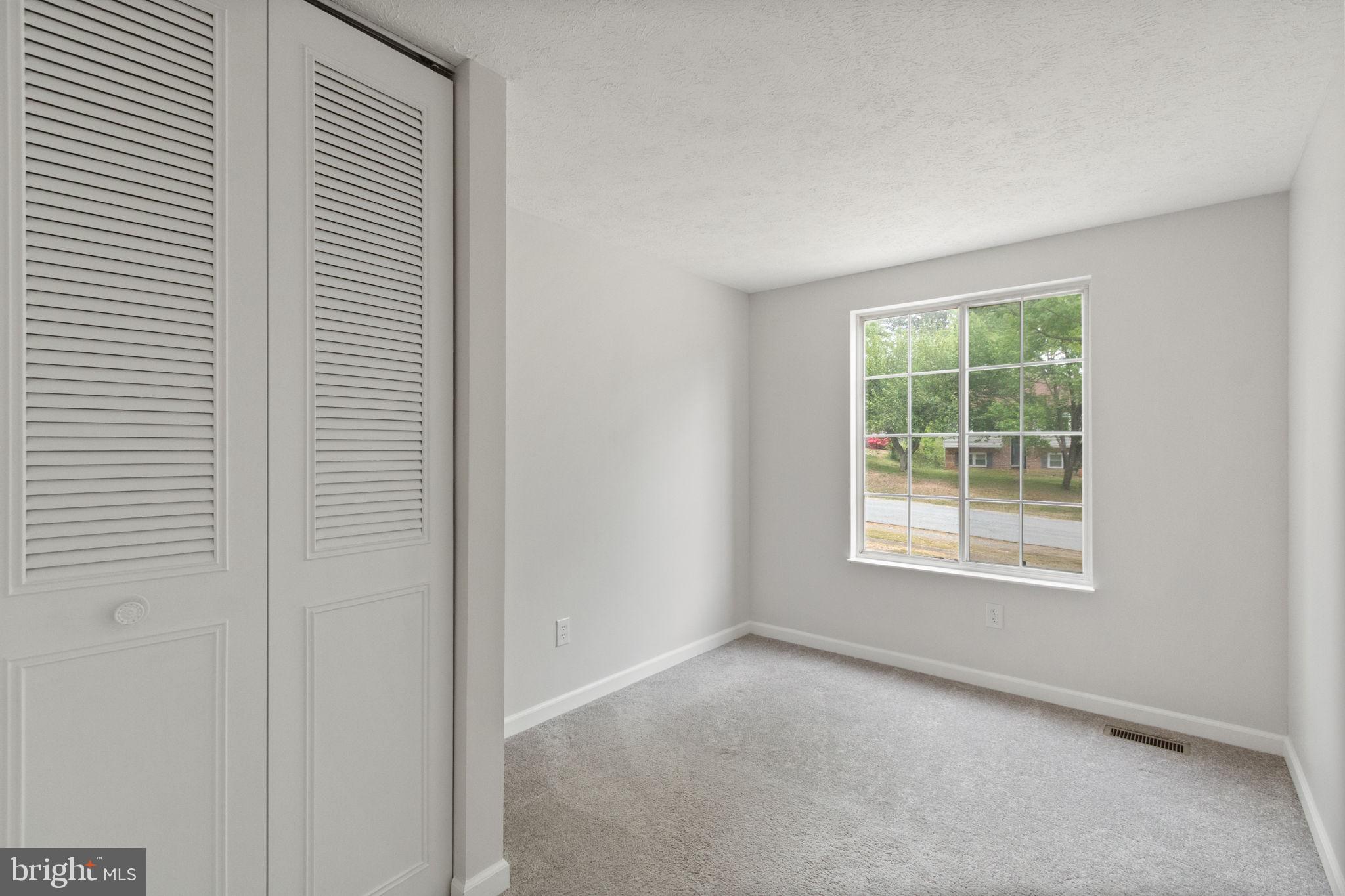 HICKORY RIDGE - Residential