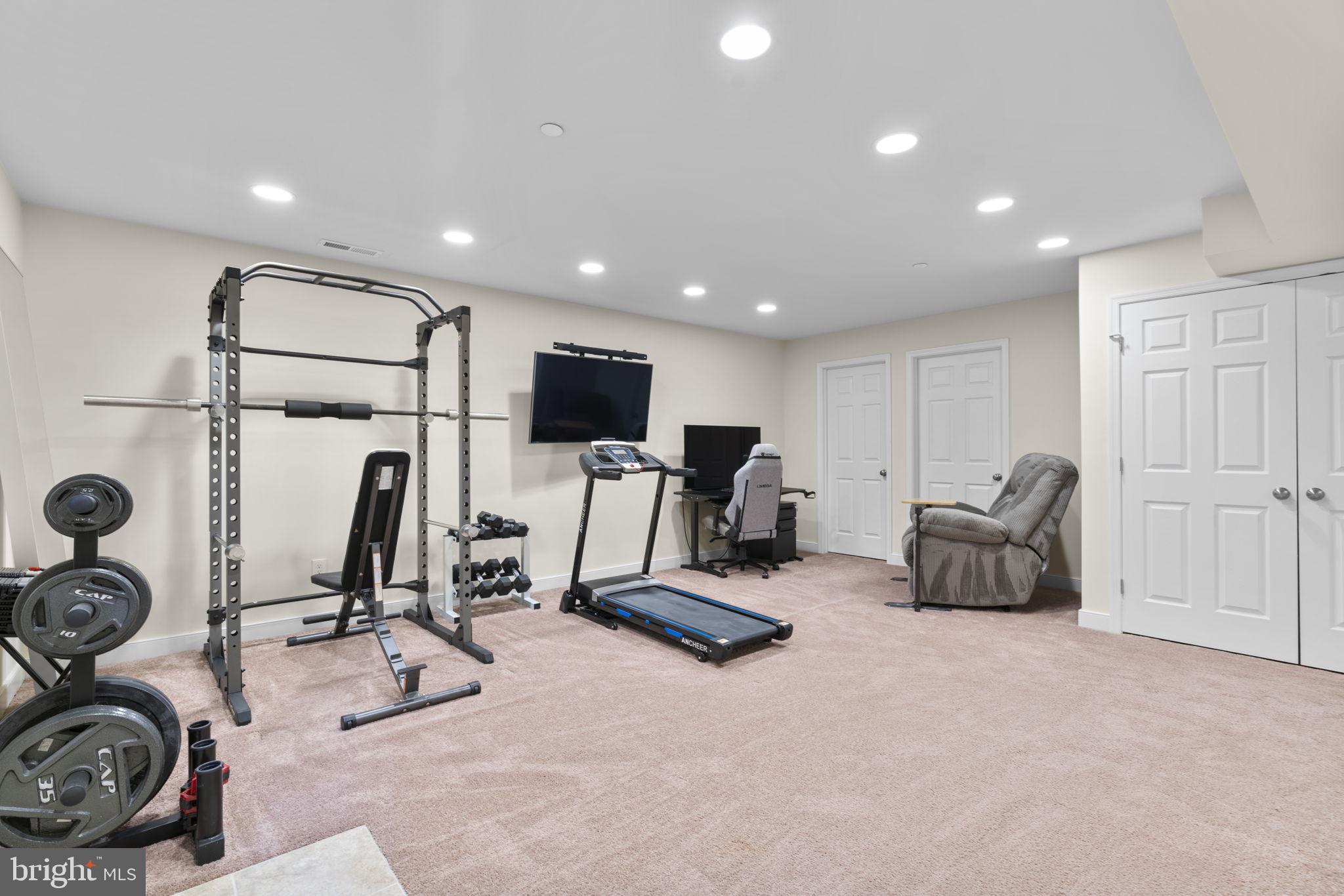CEDARHURST - Residential