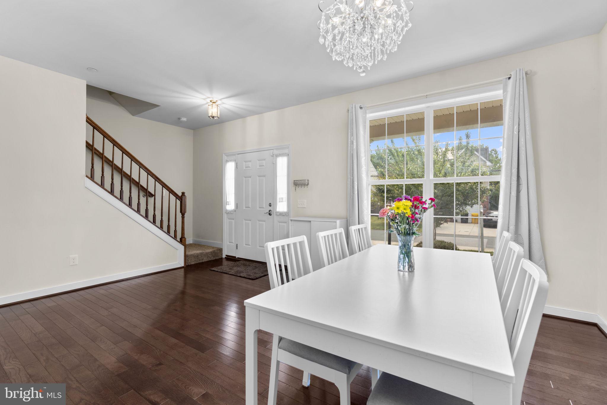 CEDARHURST - Residential