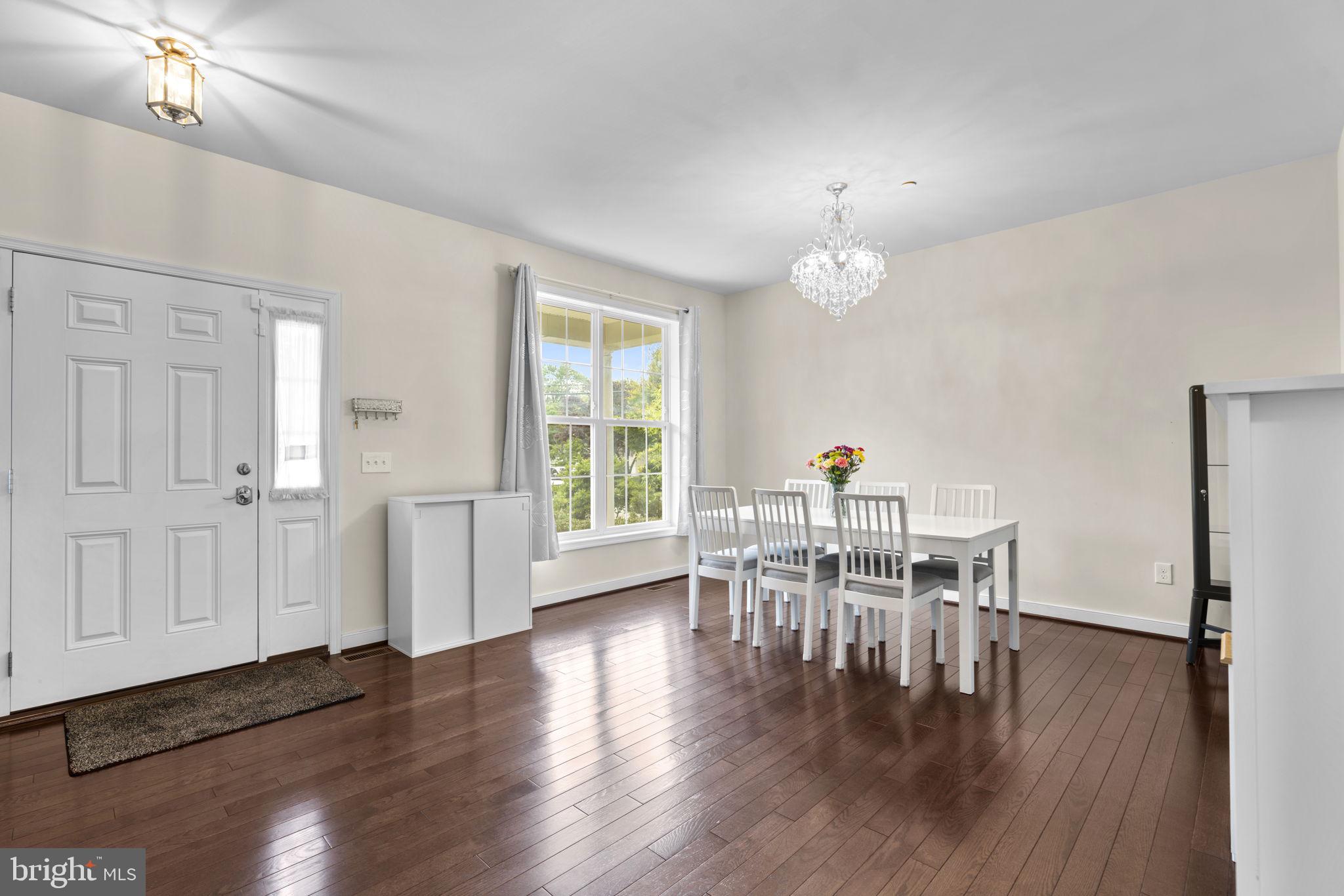 CEDARHURST - Residential