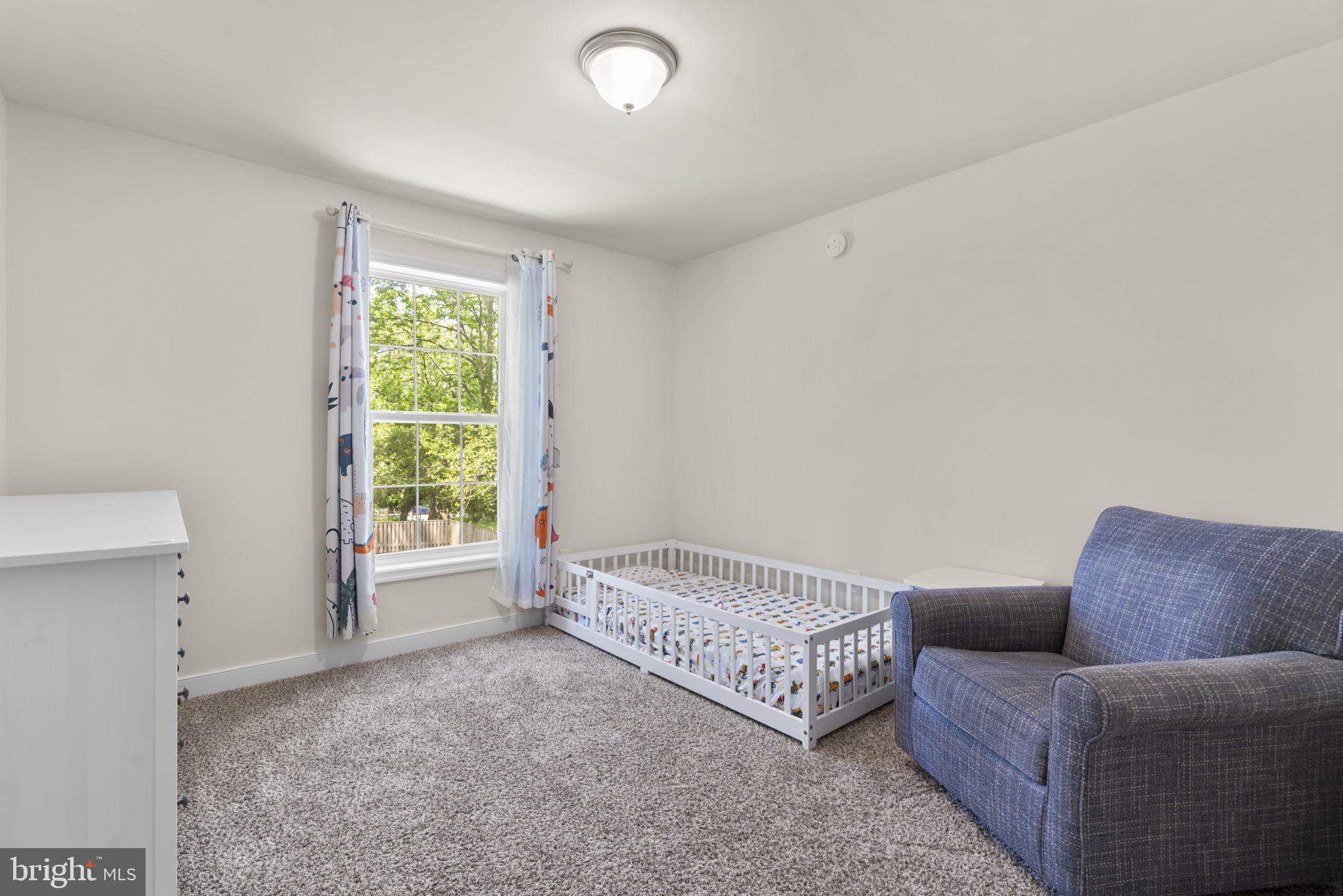 CEDARHURST - Residential