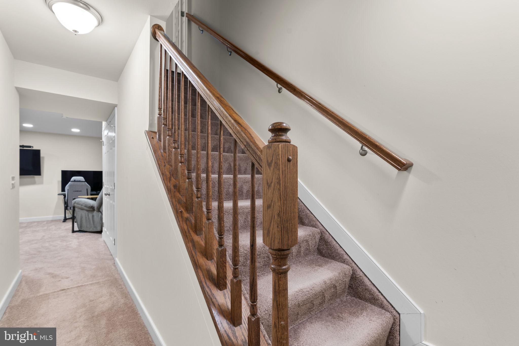 CEDARHURST - Residential