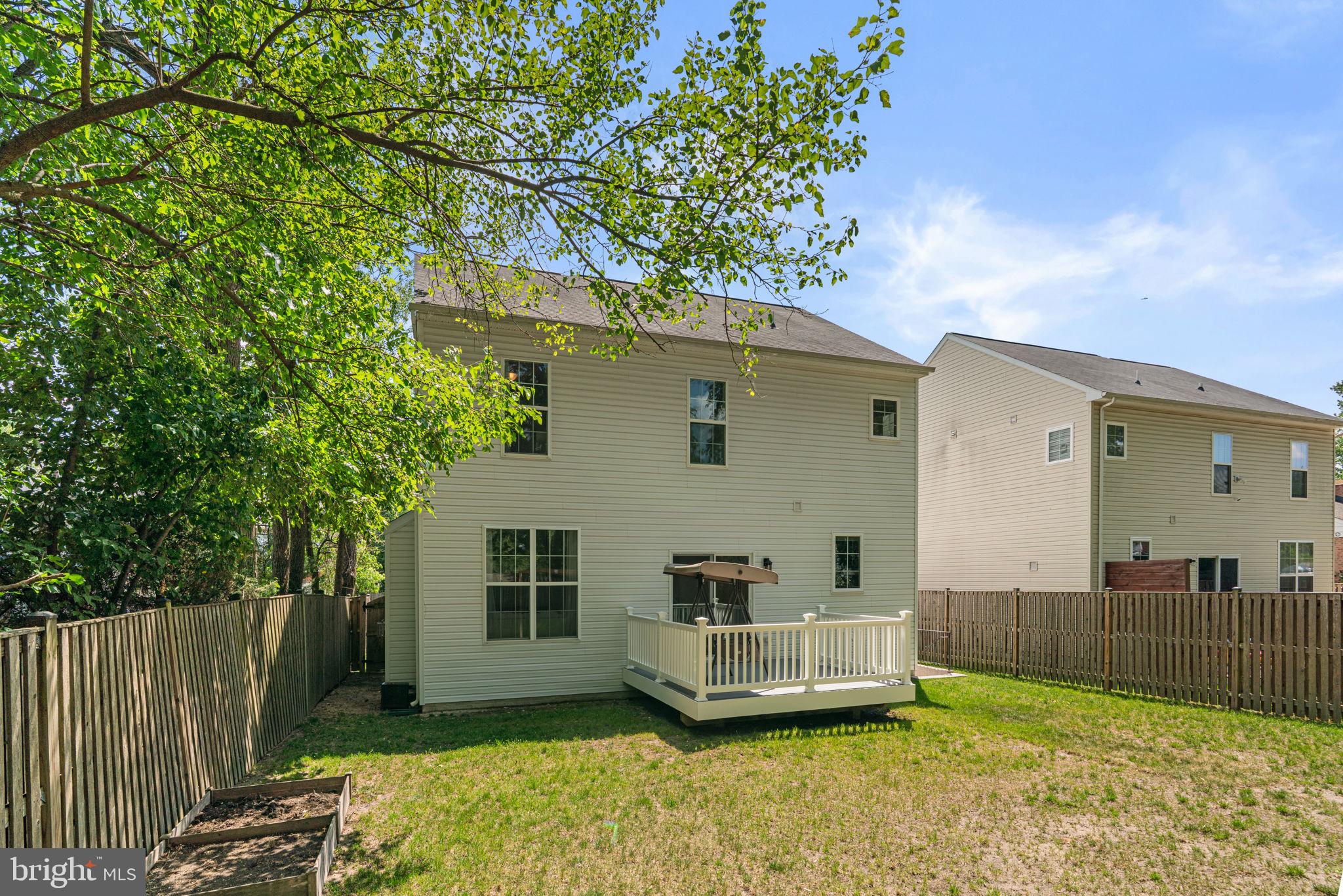 CEDARHURST - Residential