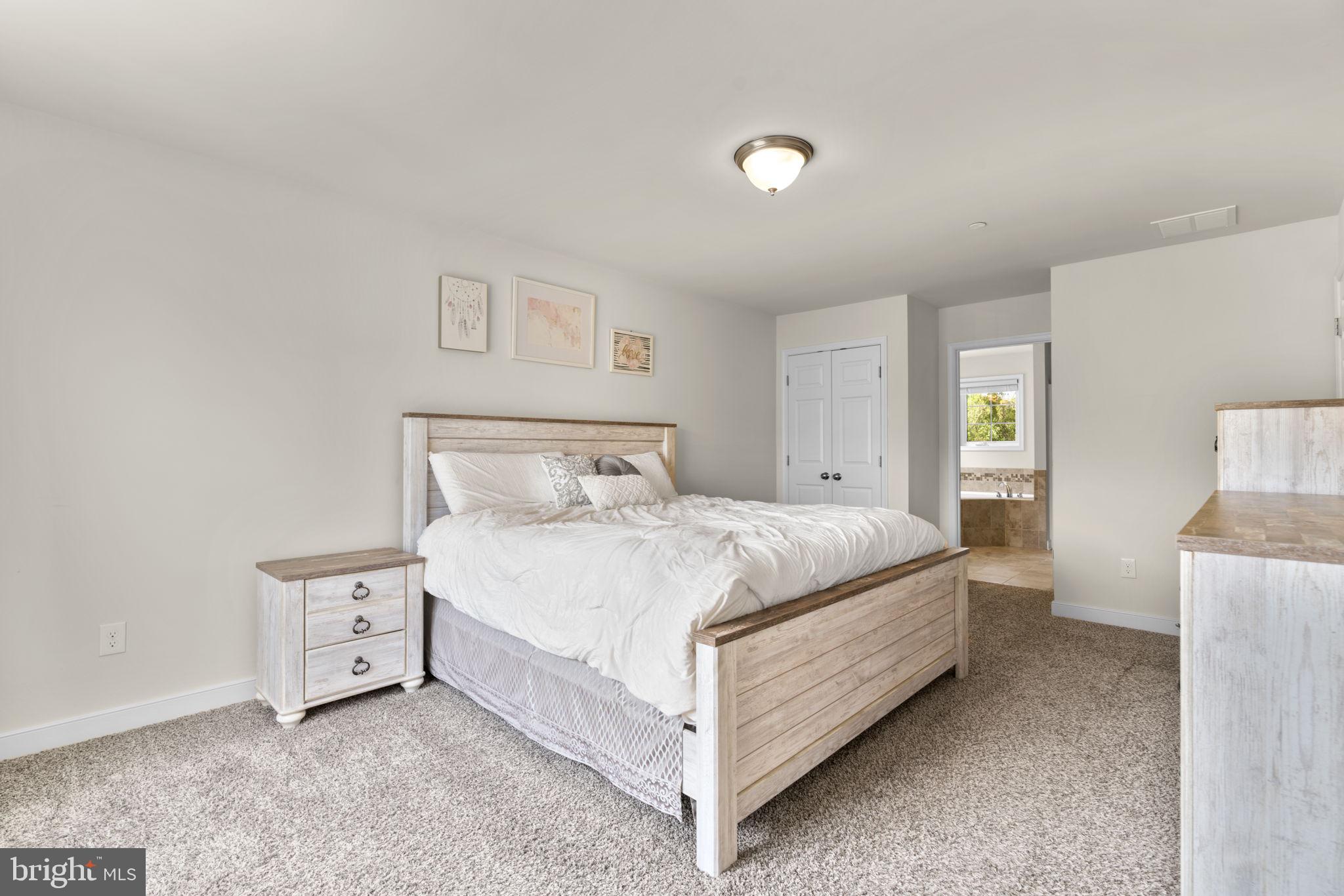 CEDARHURST - Residential