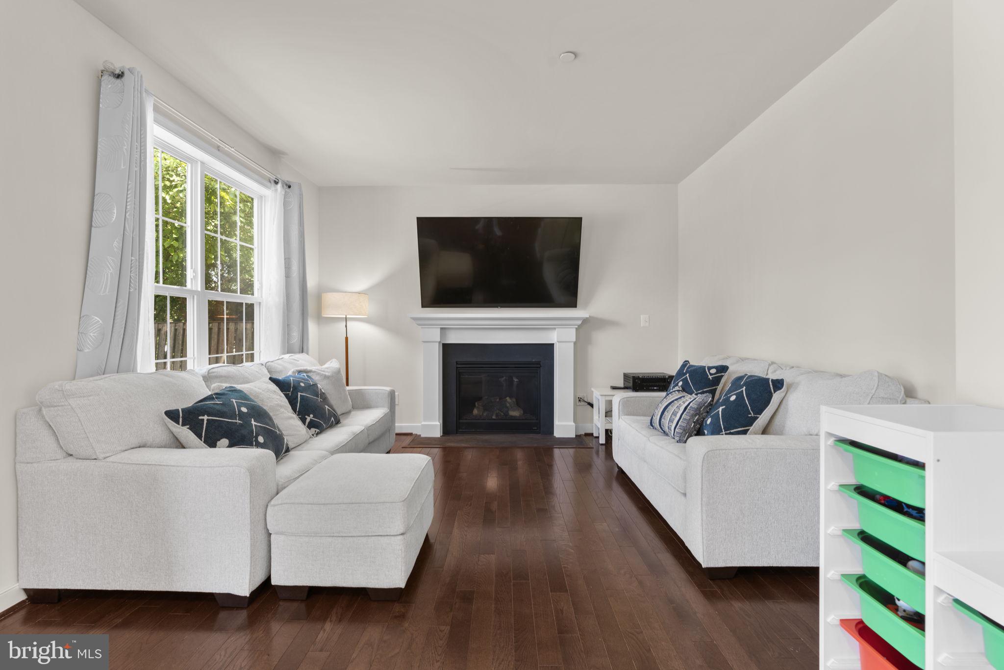CEDARHURST - Residential