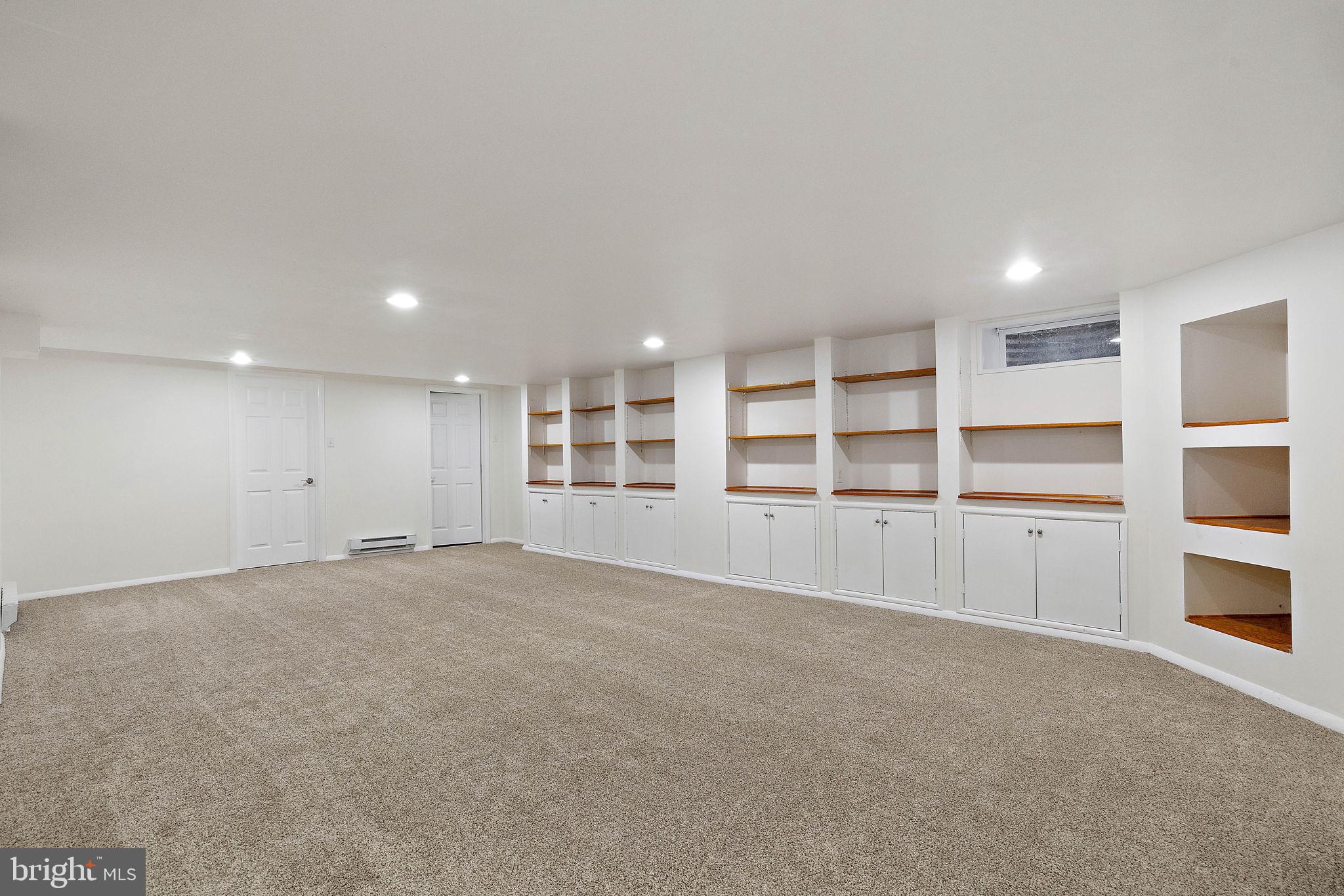 HERSHEYS MILL - Residential