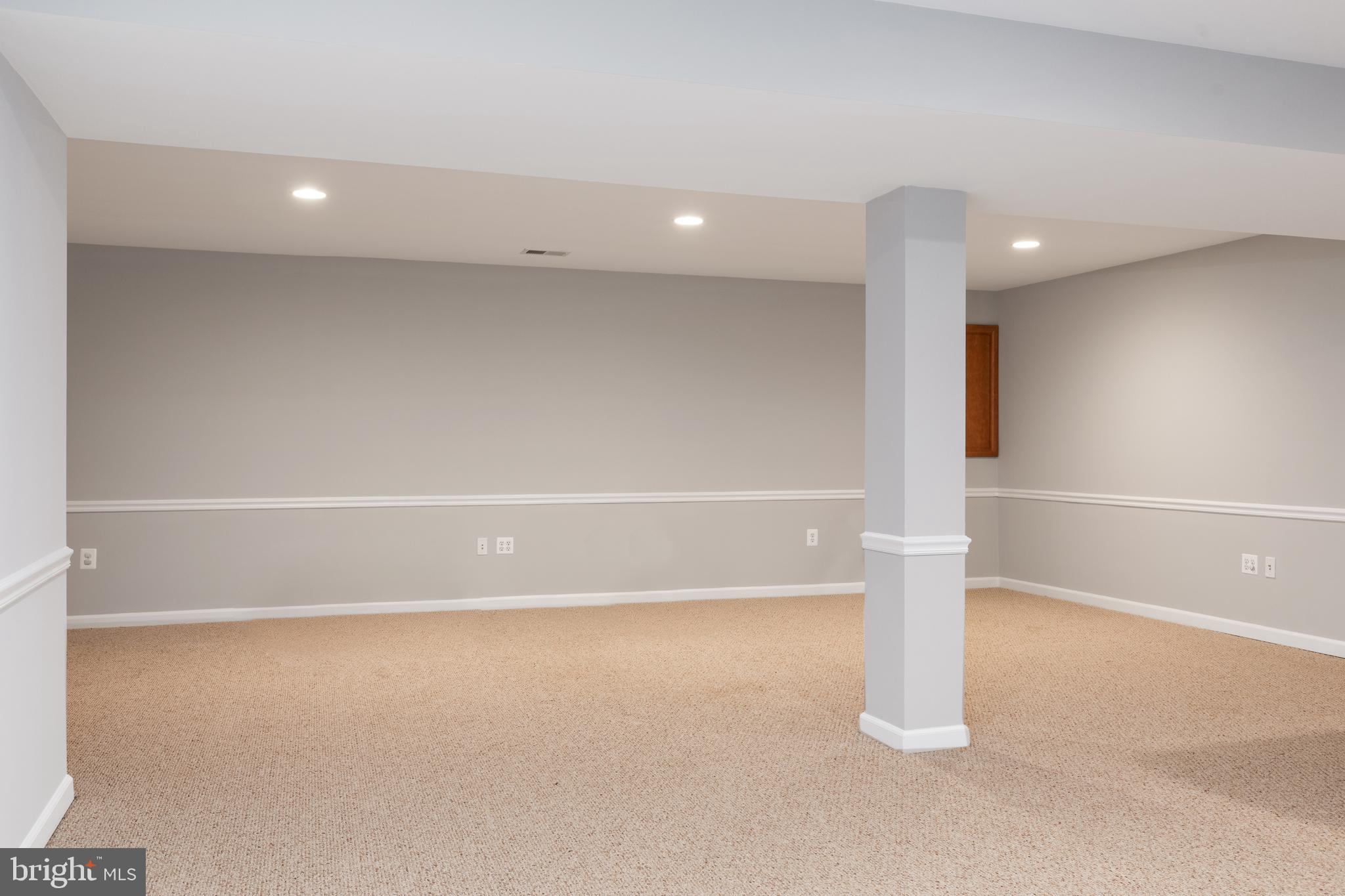 RIVER CREEK - Residential