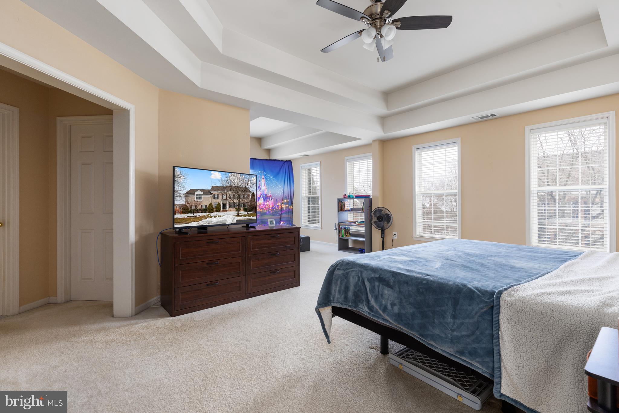 RIVER CREEK - Residential