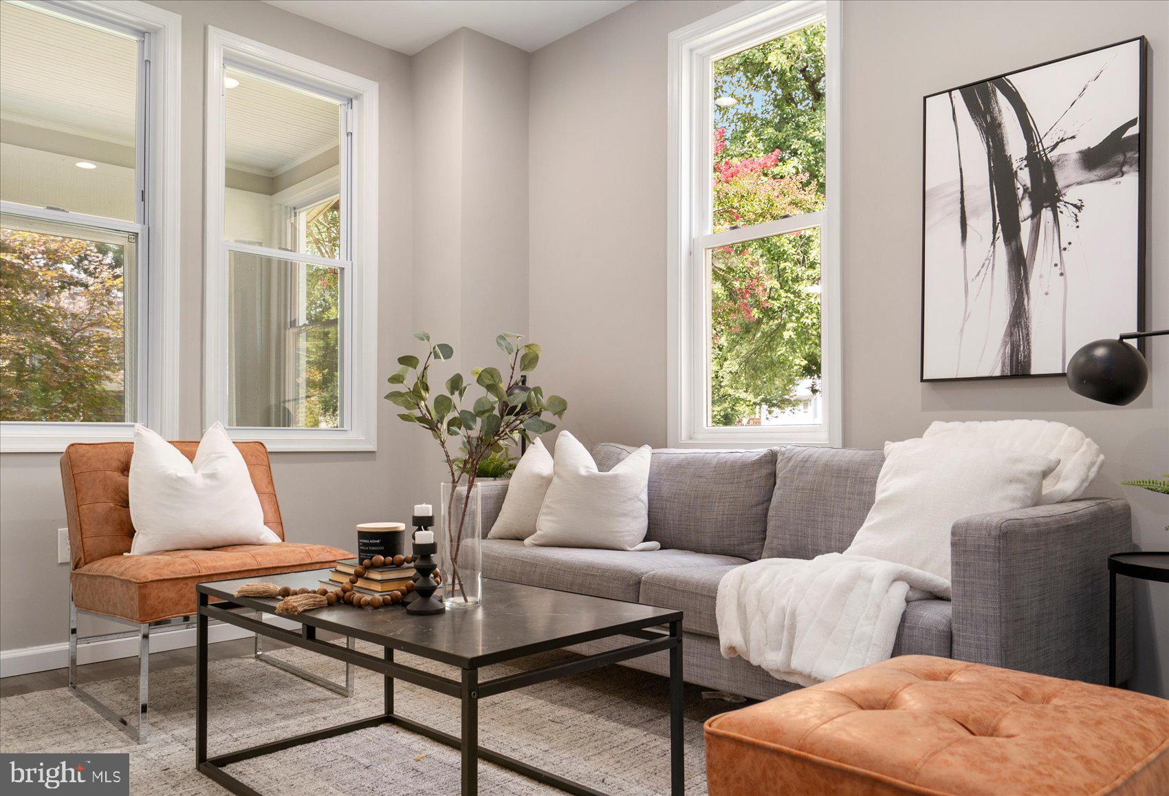 HOWARD PARK - Residential