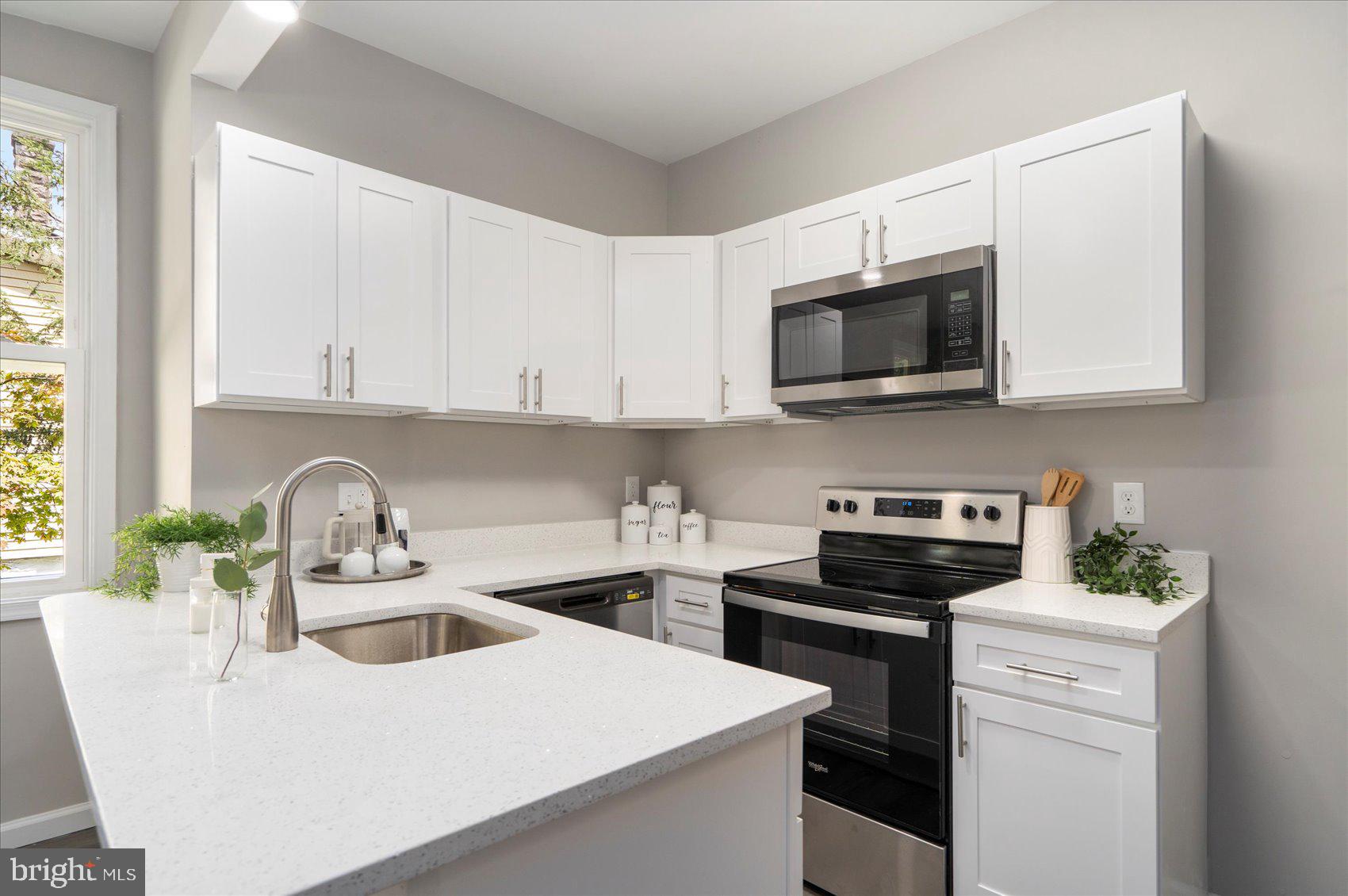 HOWARD PARK - Residential