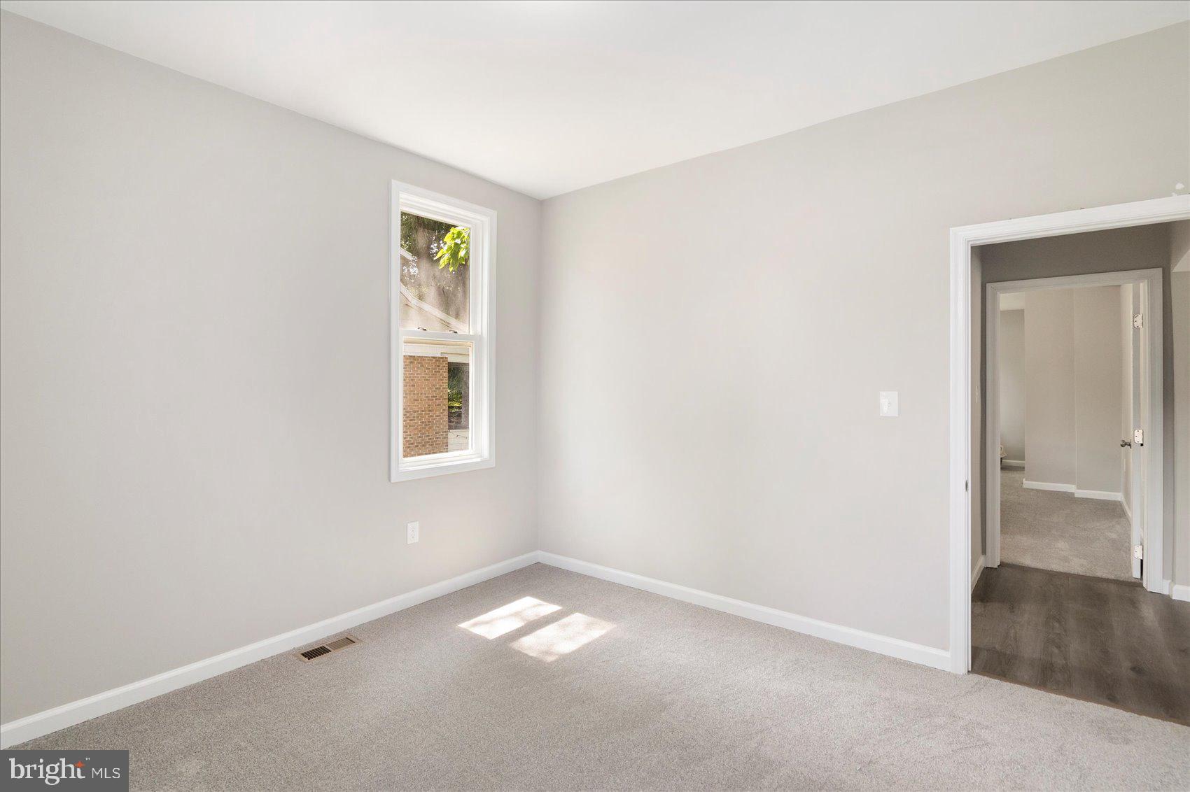 HOWARD PARK - Residential