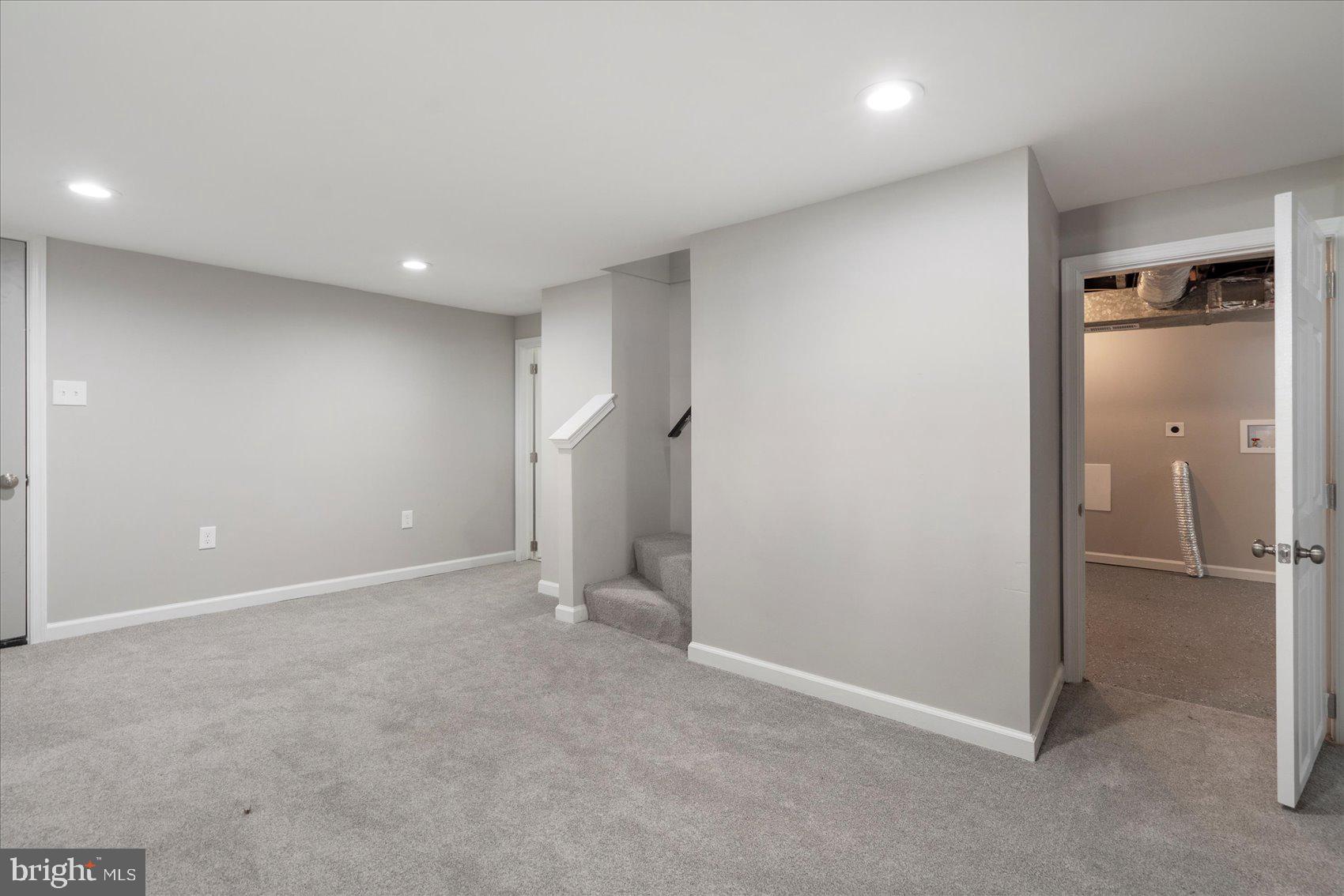 HOWARD PARK - Residential