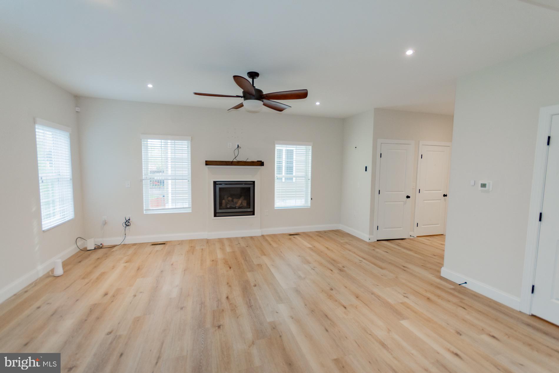 PENNSYLVANIA AT THIRD STREET - Residential