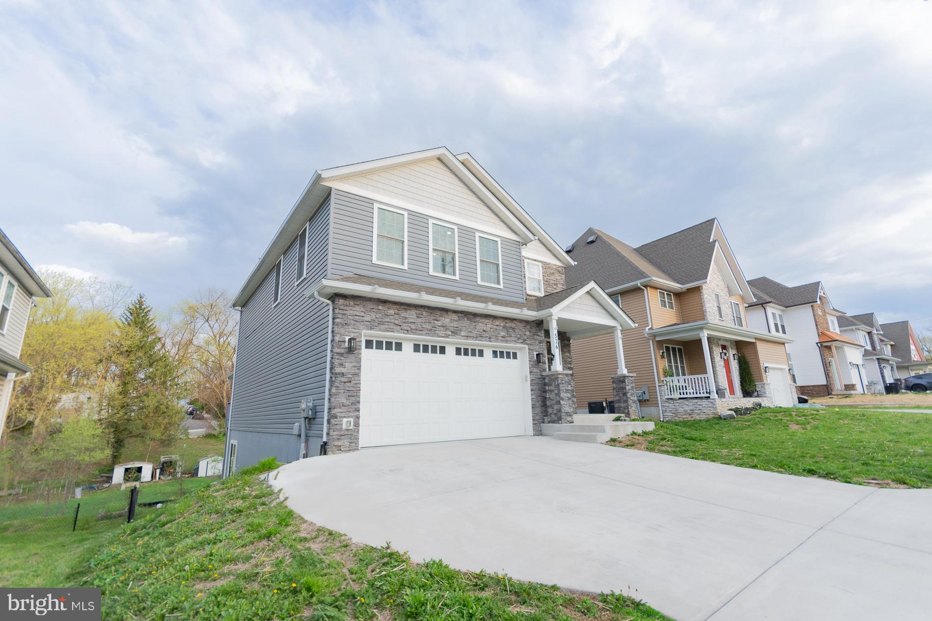 PENNSYLVANIA AT THIRD STREET - Residential