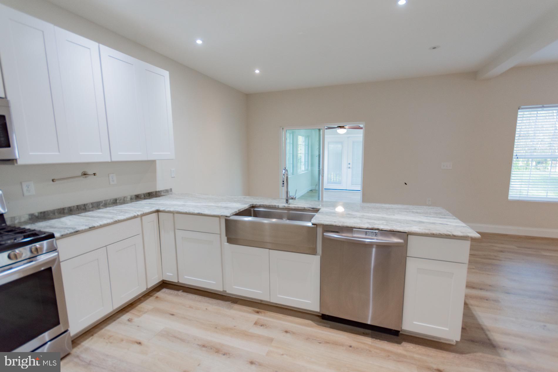 PENNSYLVANIA AT THIRD STREET - Residential