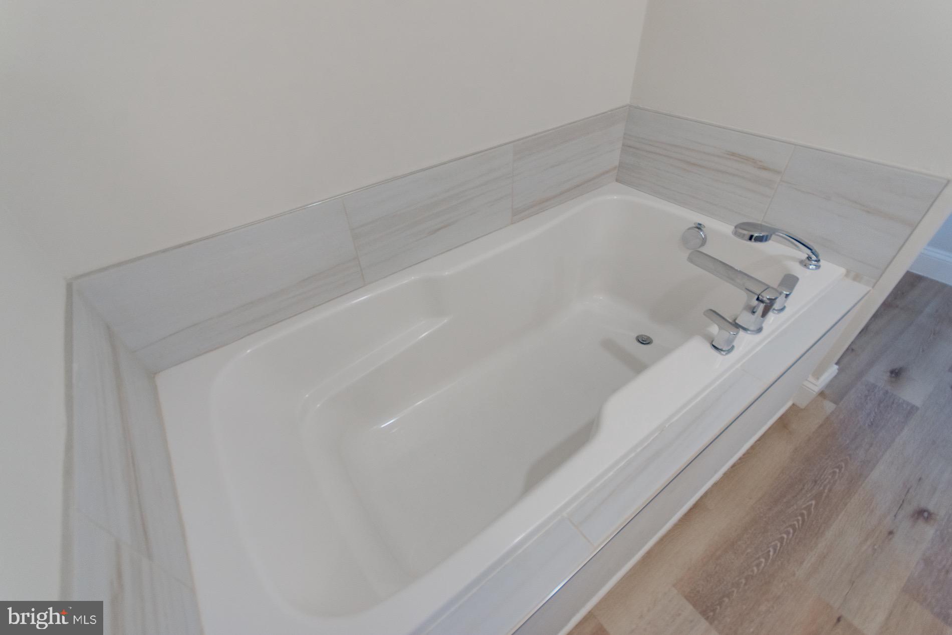 PENNSYLVANIA AT THIRD STREET - Residential