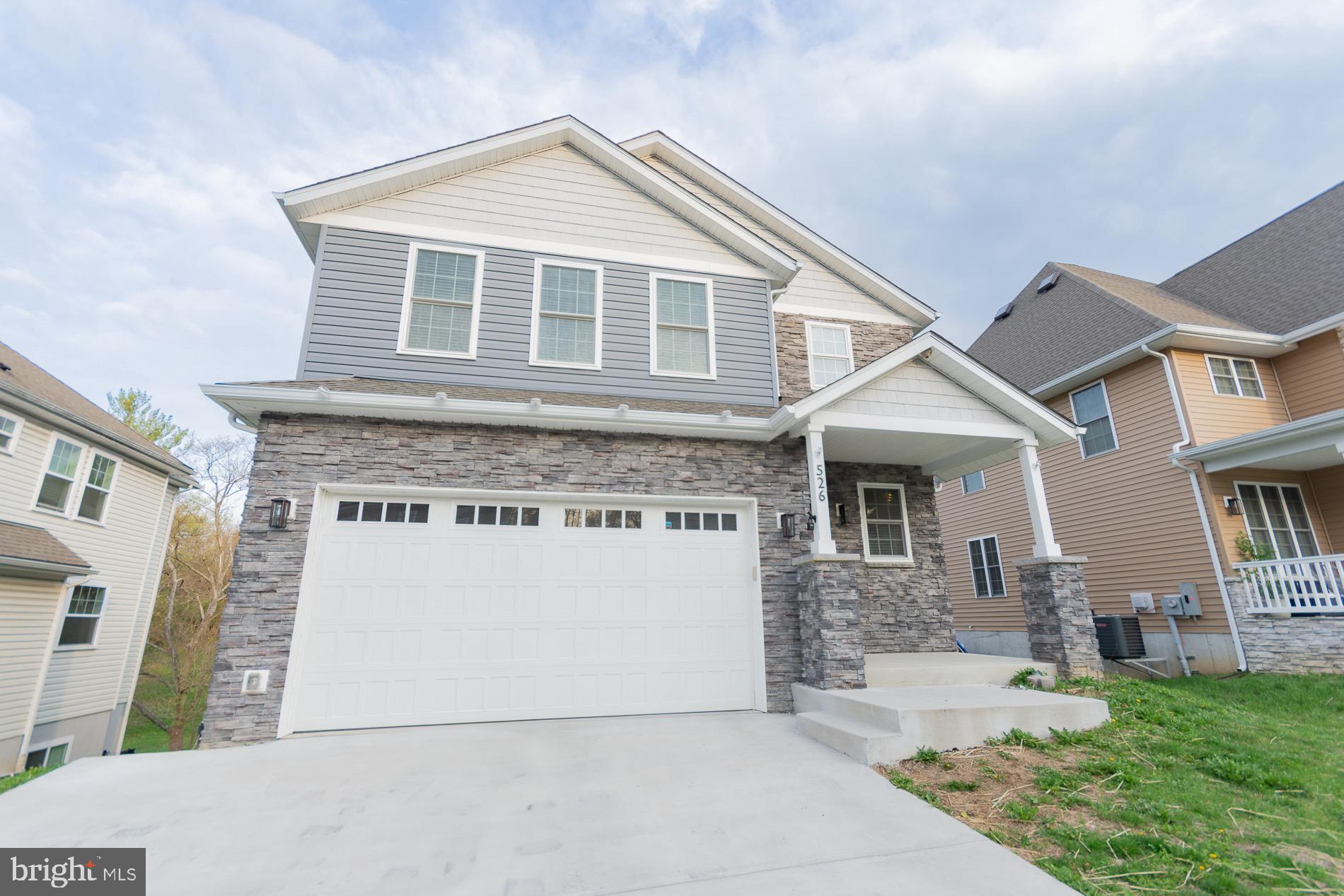 PENNSYLVANIA AT THIRD STREET - Residential