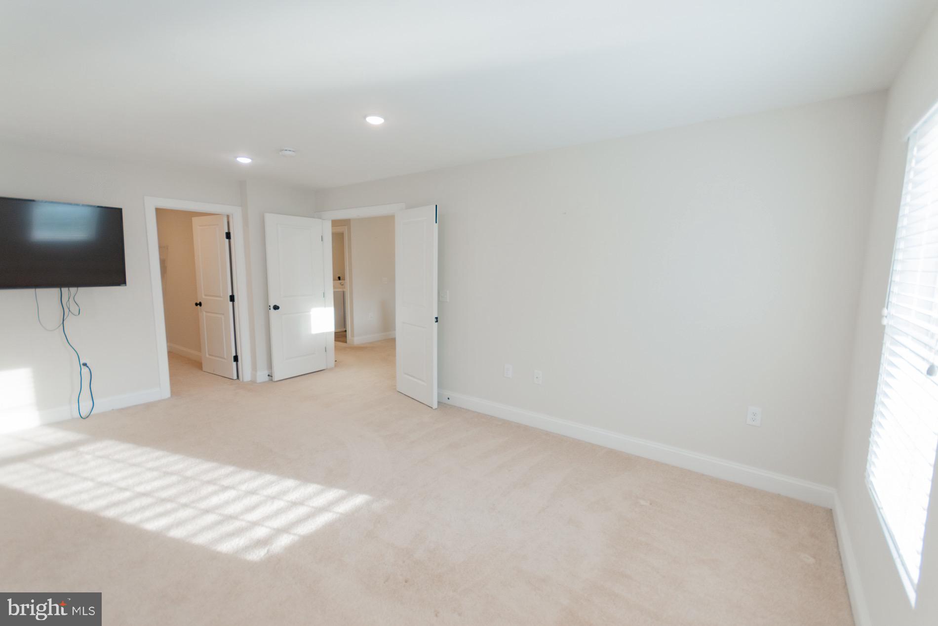 PENNSYLVANIA AT THIRD STREET - Residential