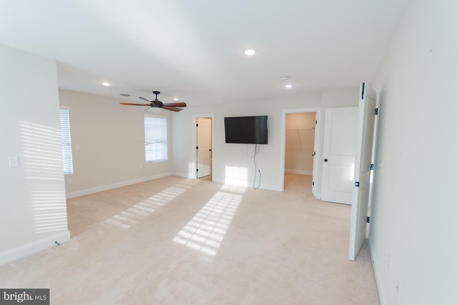 PENNSYLVANIA AT THIRD STREET - Residential