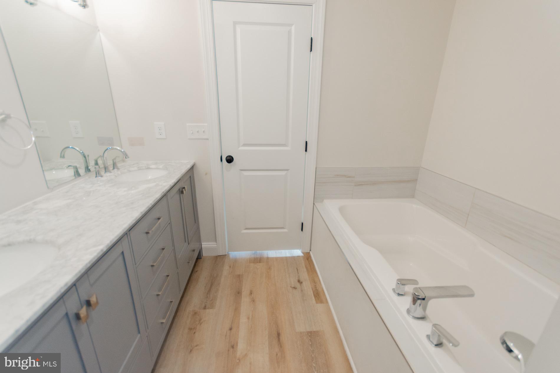 PENNSYLVANIA AT THIRD STREET - Residential