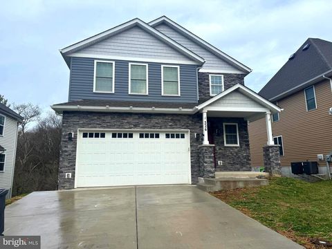 526 THIRD STREET MARTINSBURG WV 25404