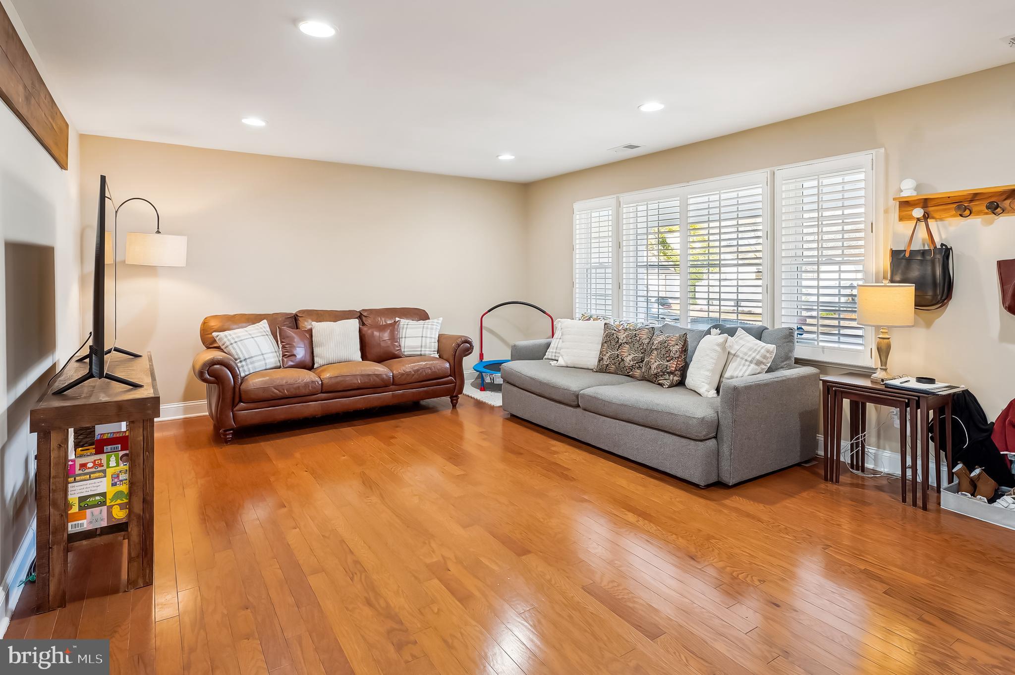 POINTER RIDGE AT COLLINGTON - Residential