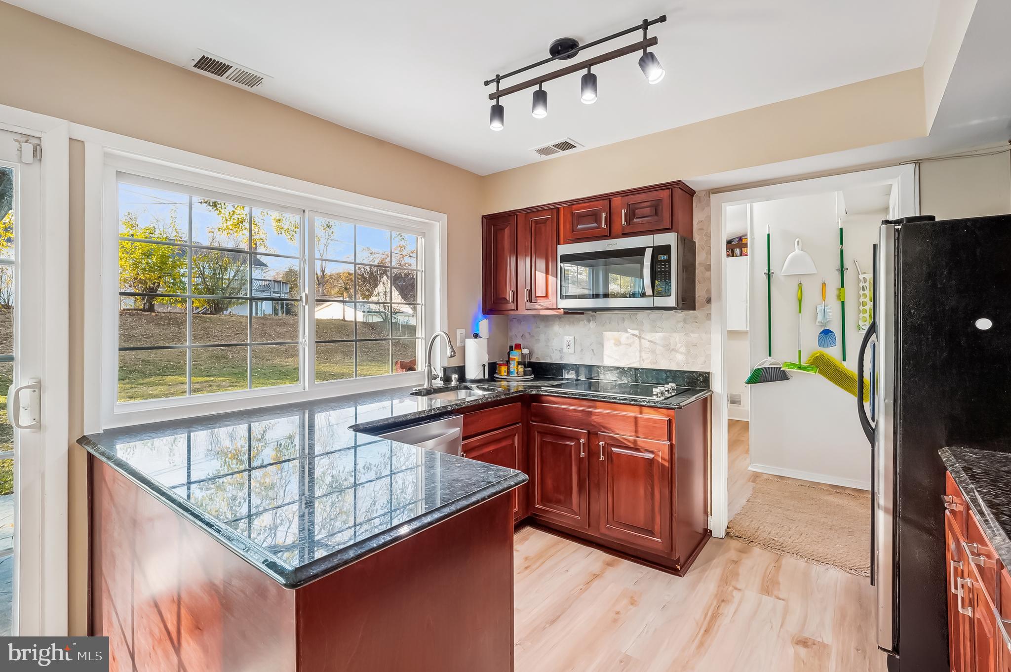 POINTER RIDGE AT COLLINGTON - Residential