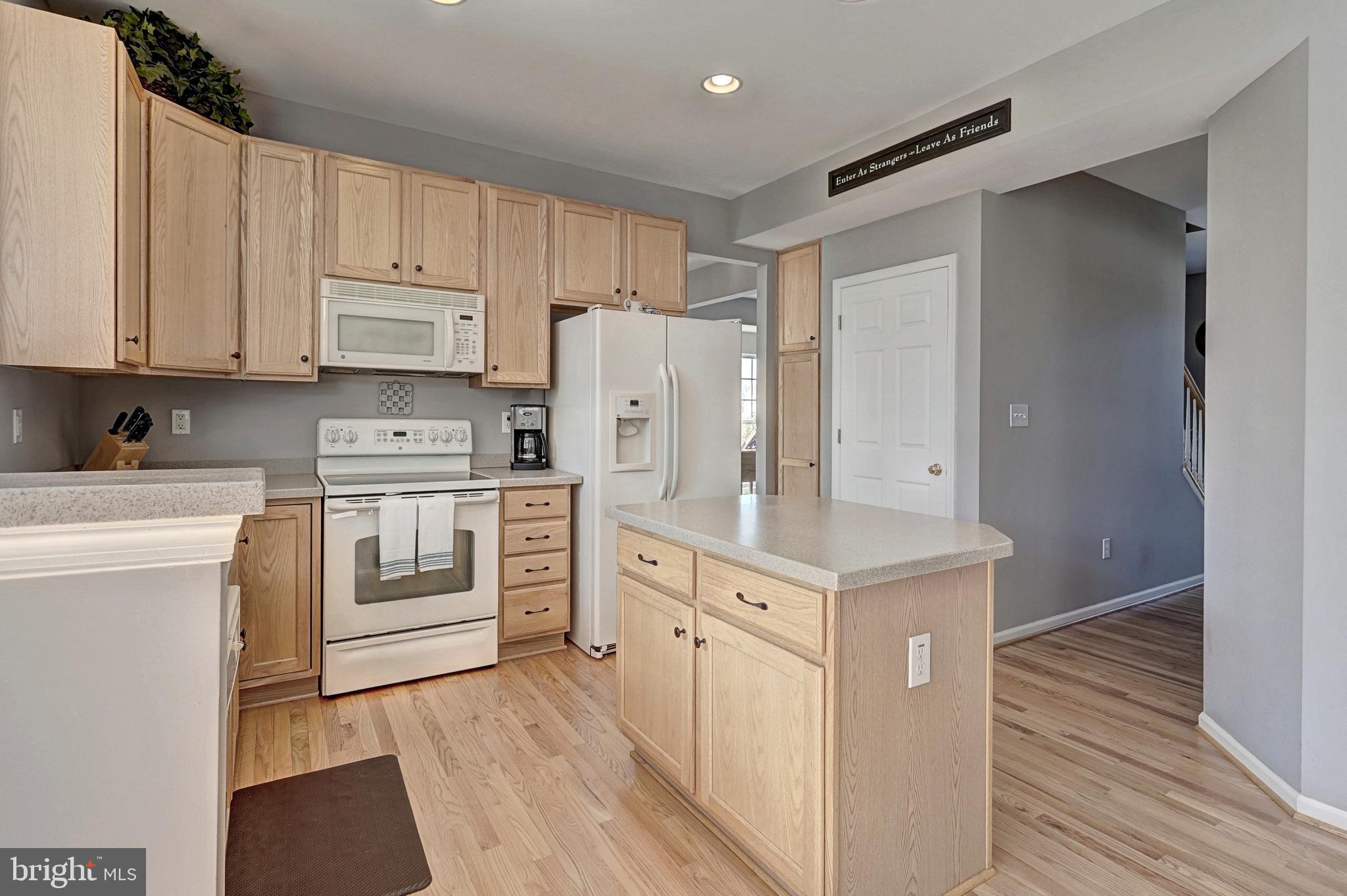 SOUTH POINTE - Residential