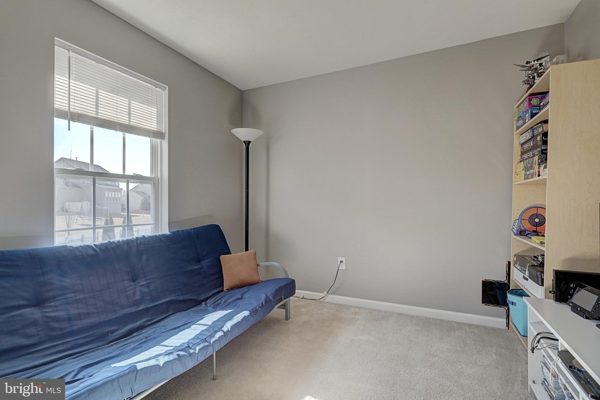 SOUTH POINTE - Residential