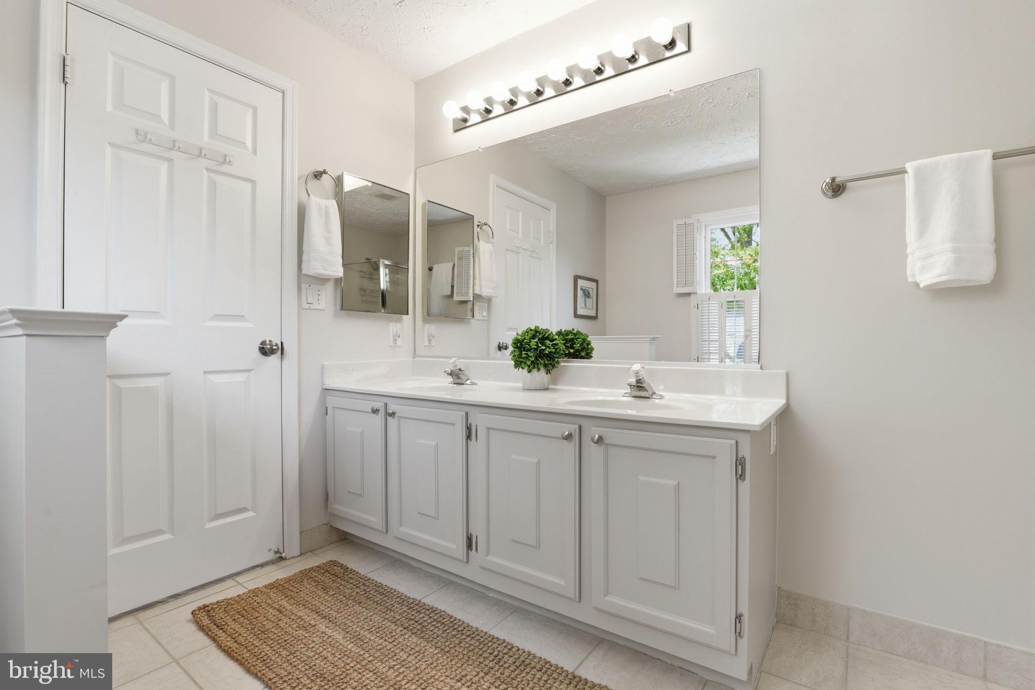 ANNAPOLIS LANDING - Residential