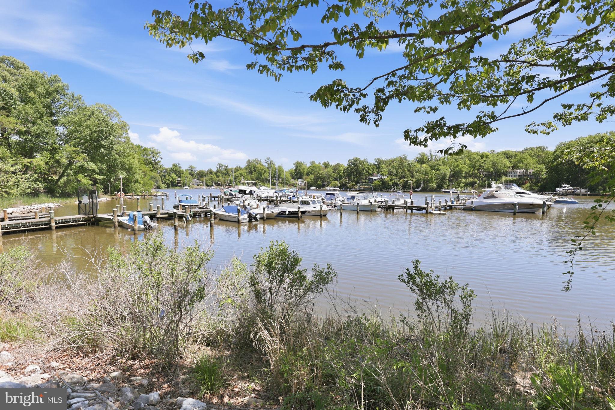 ANNAPOLIS LANDING - Residential