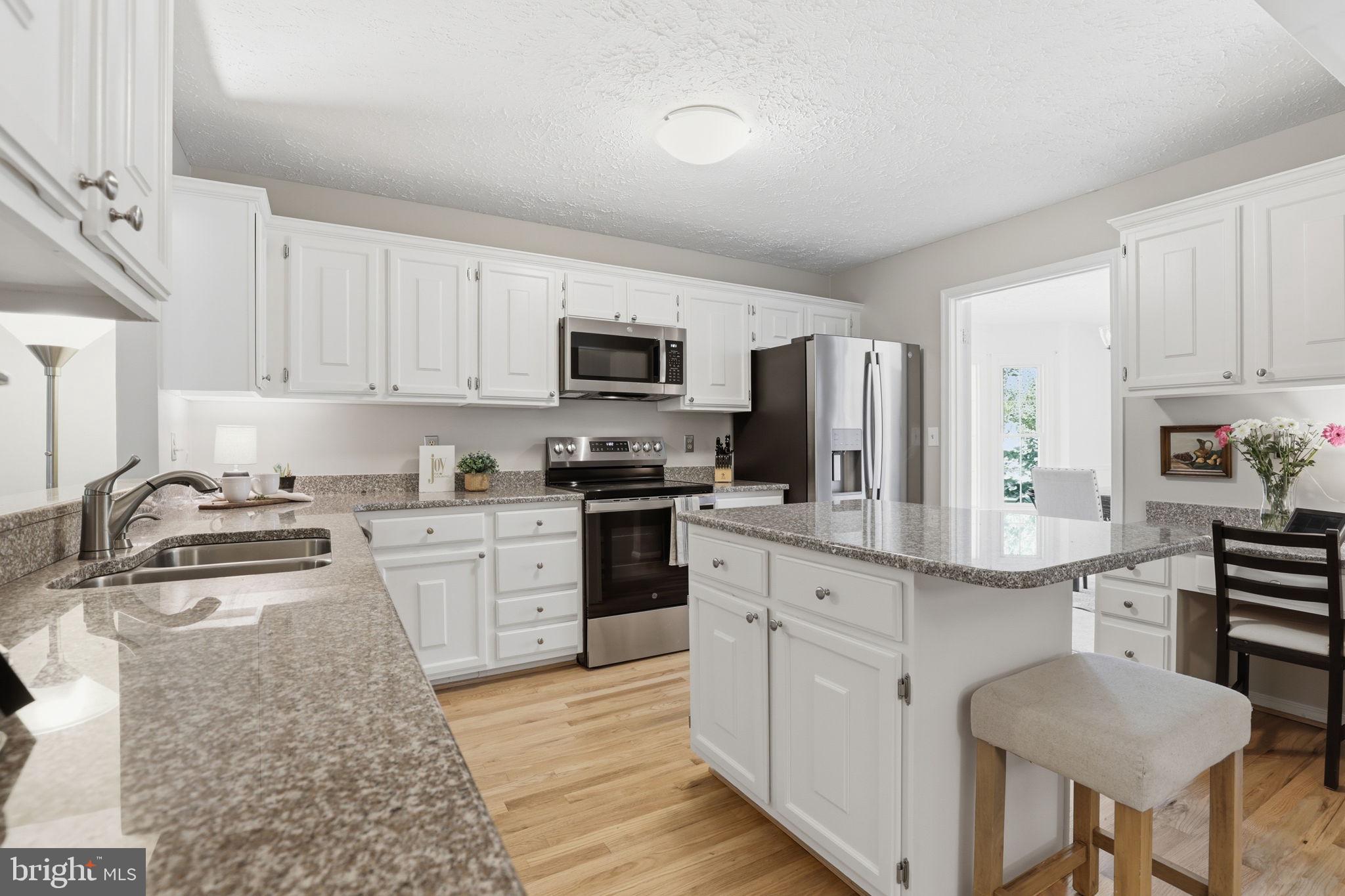 ANNAPOLIS LANDING - Residential