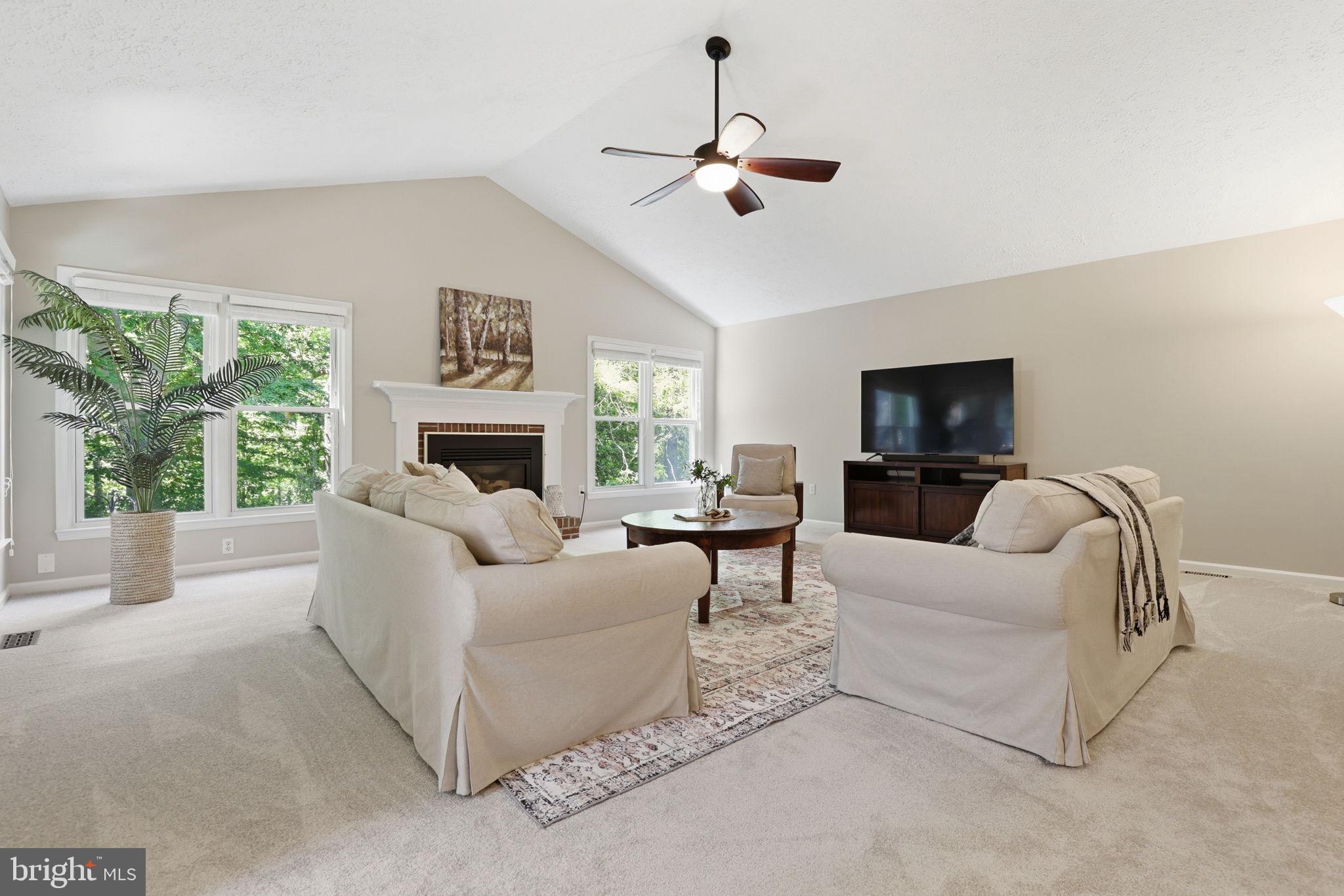 ANNAPOLIS LANDING - Residential